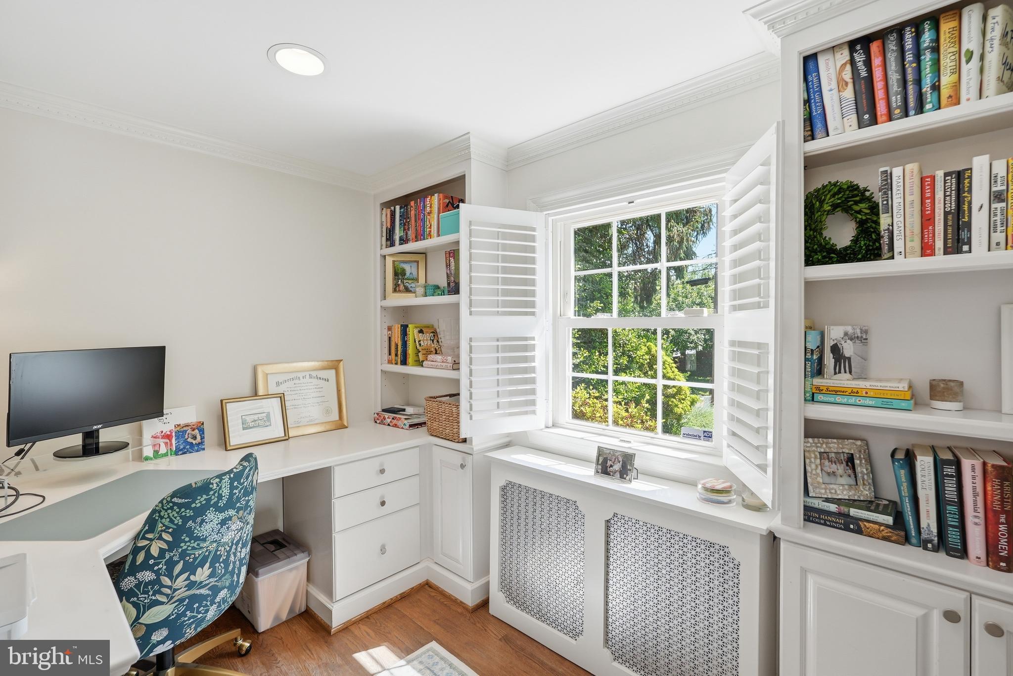 CHEVY CHASE - Residential