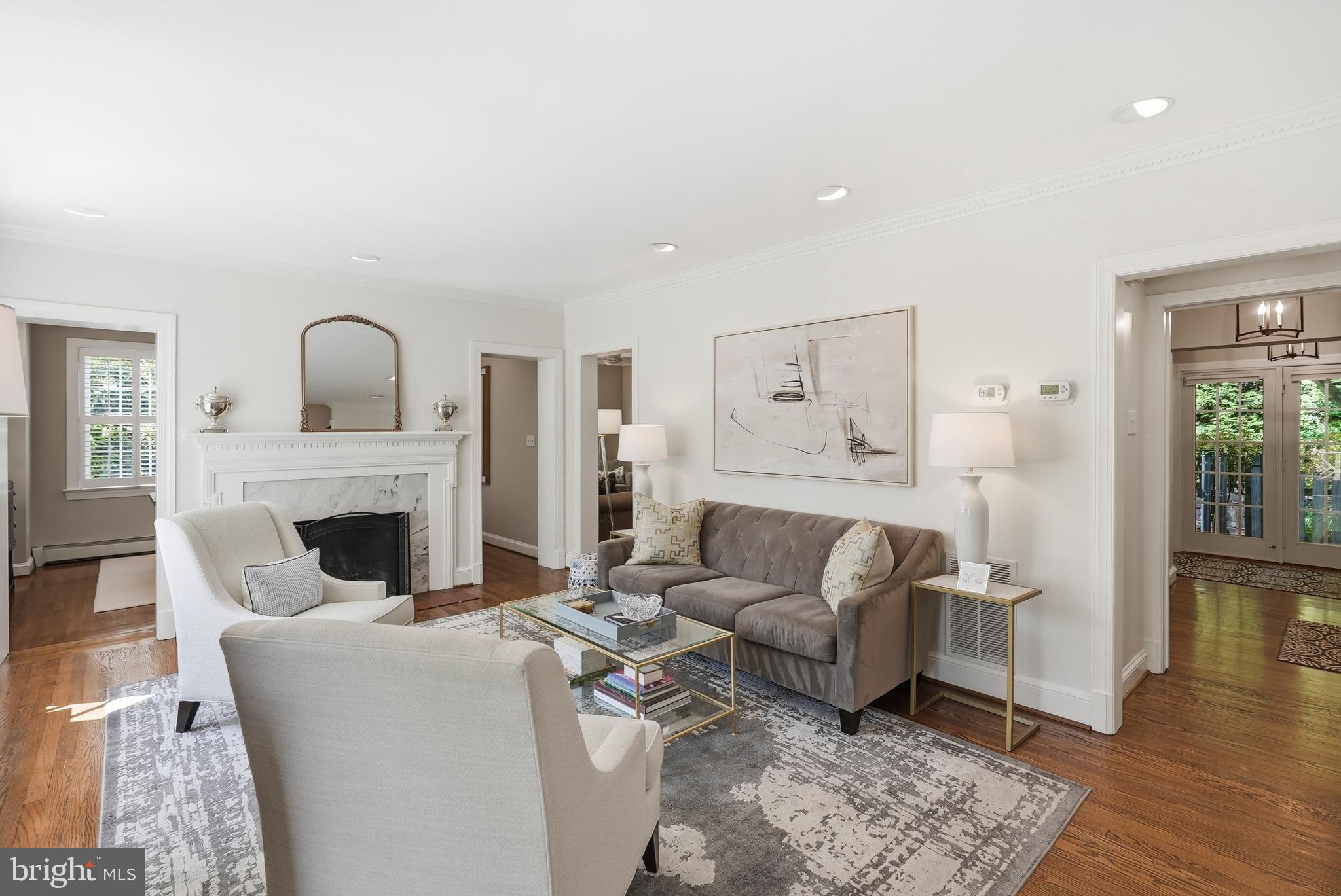 CHEVY CHASE - Residential