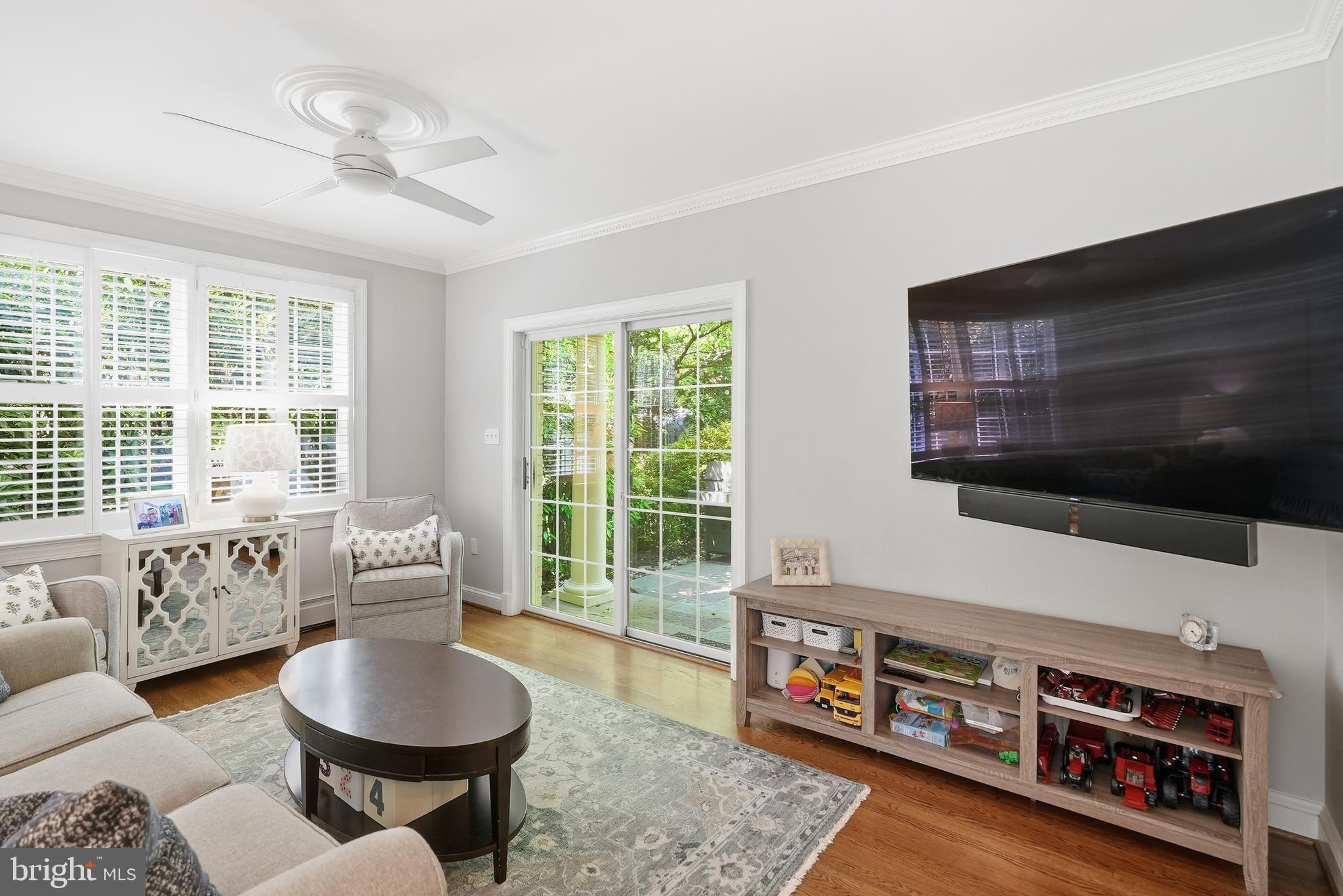 CHEVY CHASE - Residential
