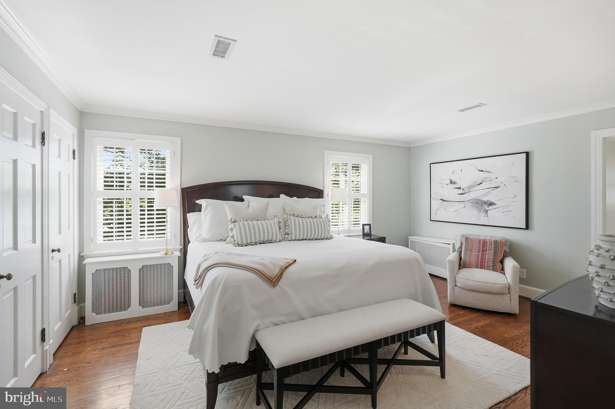 CHEVY CHASE - Residential