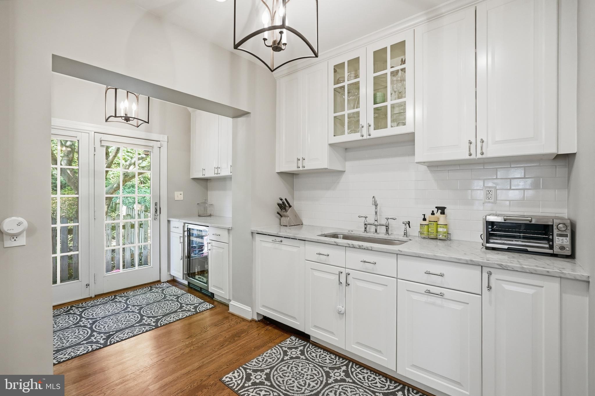 CHEVY CHASE - Residential