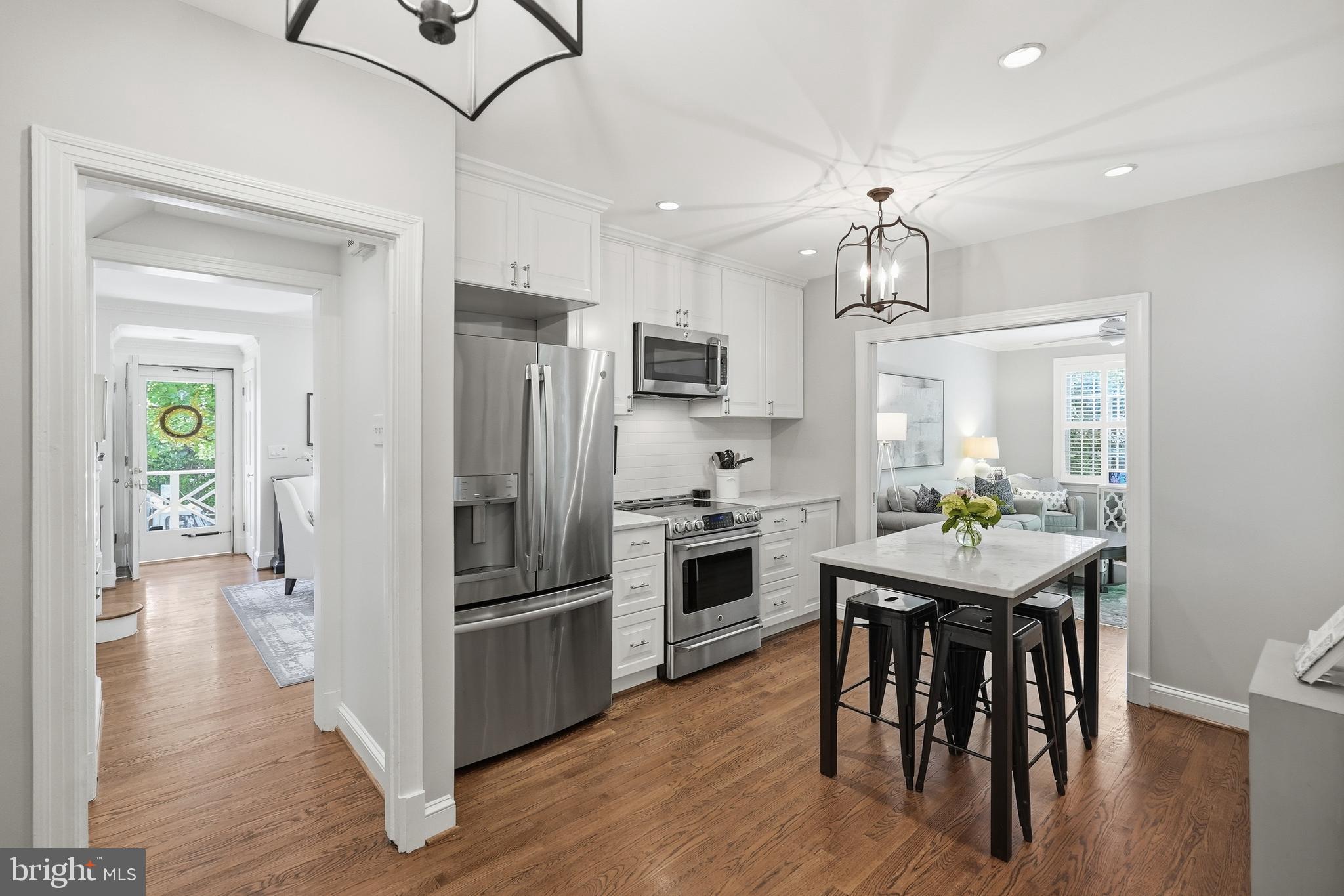 CHEVY CHASE - Residential