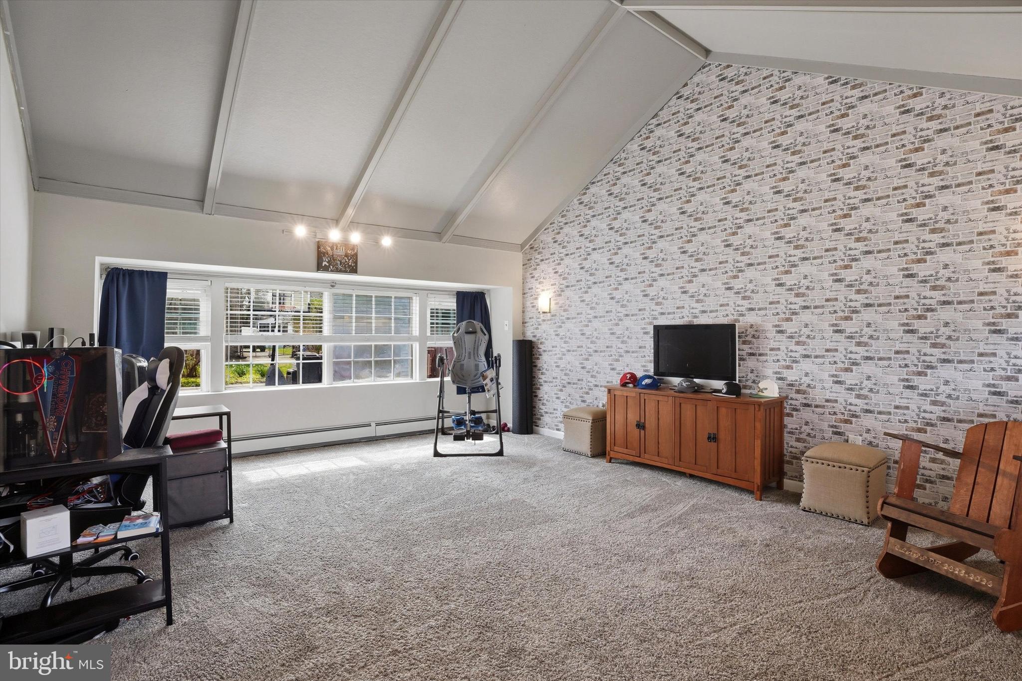 DREXEL HILL - Residential