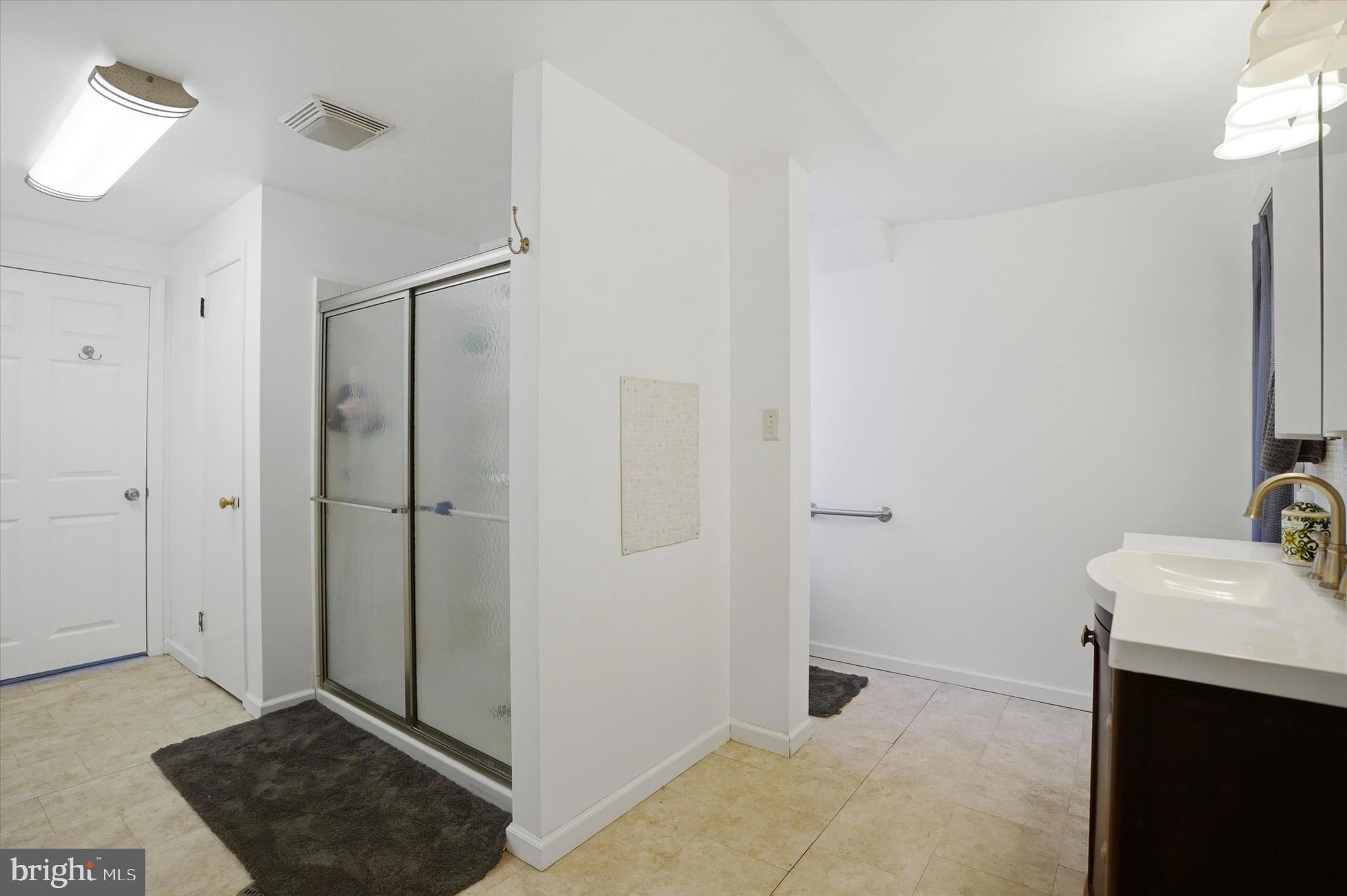 DREXEL HILL - Residential