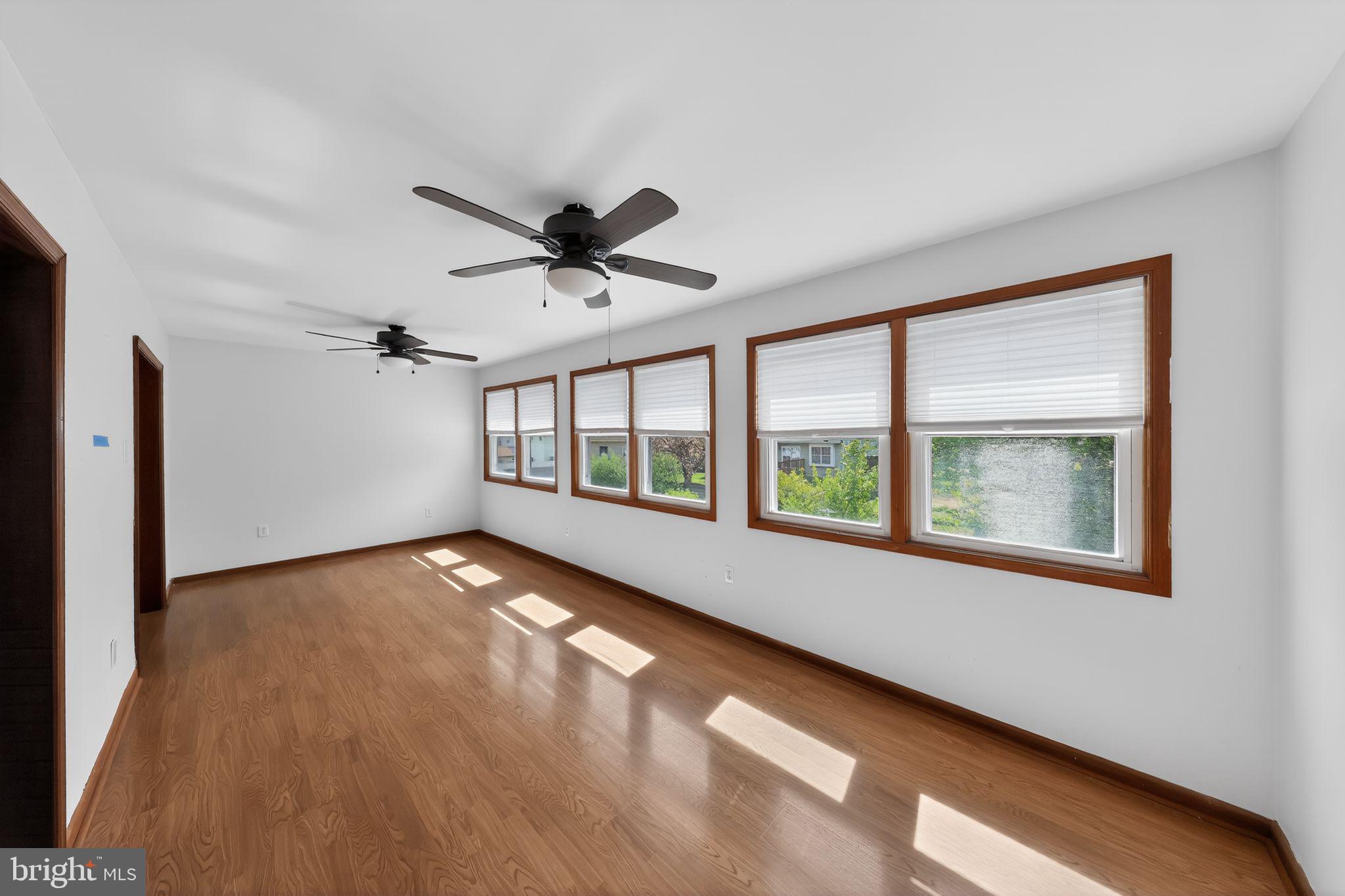 KINGS CROFT - Residential