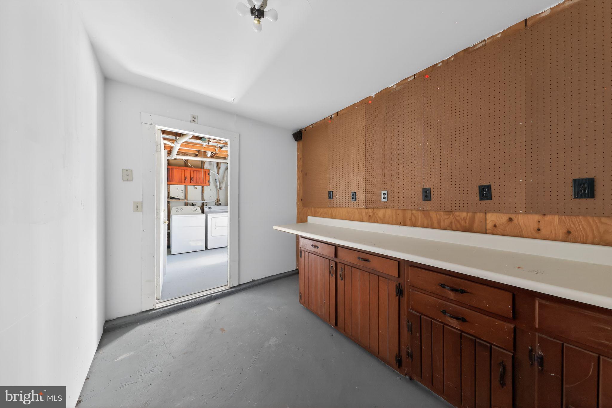 KINGS CROFT - Residential