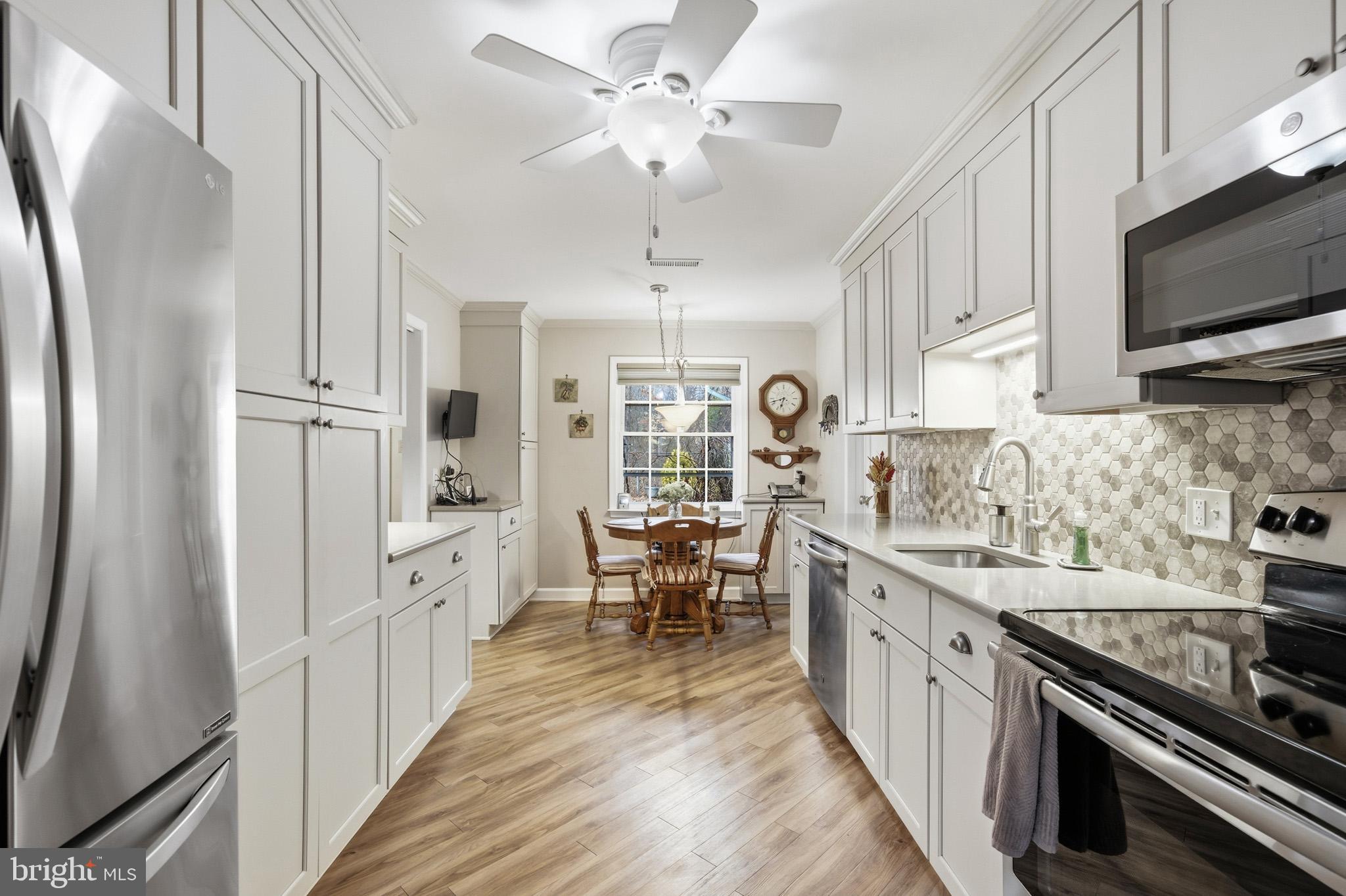 LOCH HAVEN BEACH - Residential