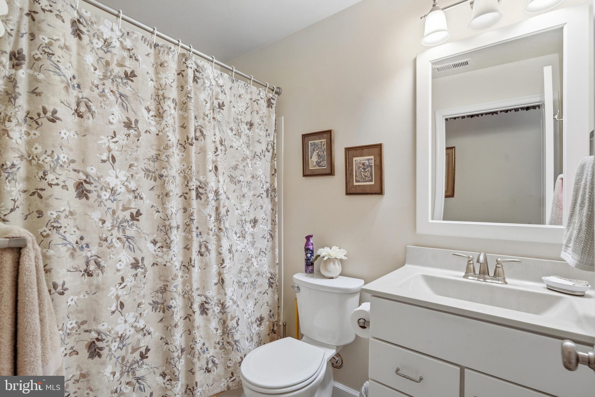 LOCH HAVEN BEACH - Residential