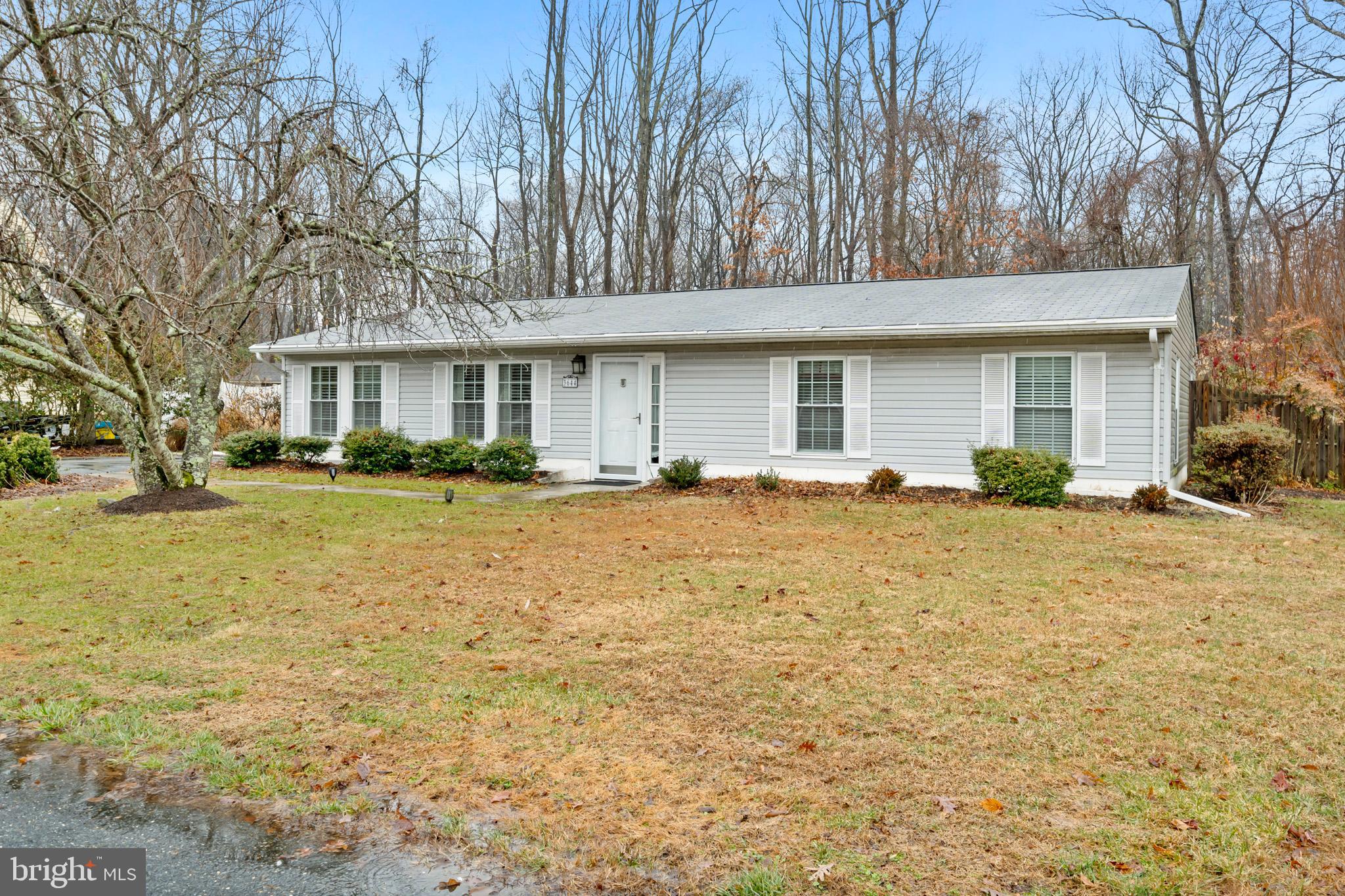 LOCH HAVEN BEACH - Residential