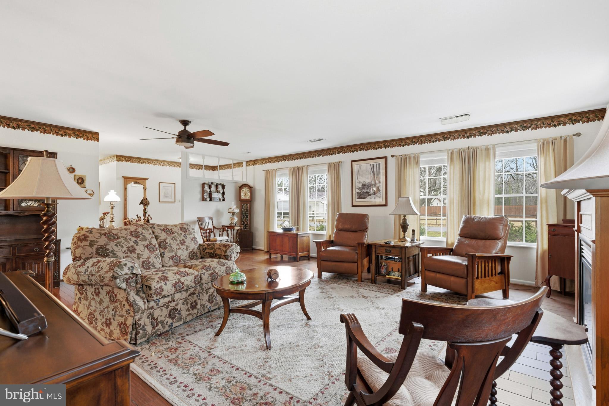 LOCH HAVEN BEACH - Residential