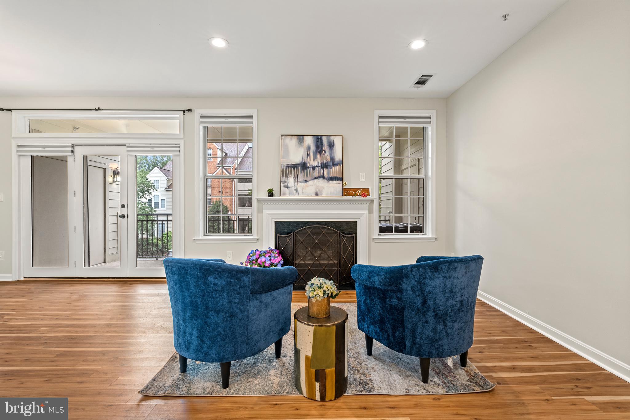 1304 GARDEN WALL CIRCLE B 105