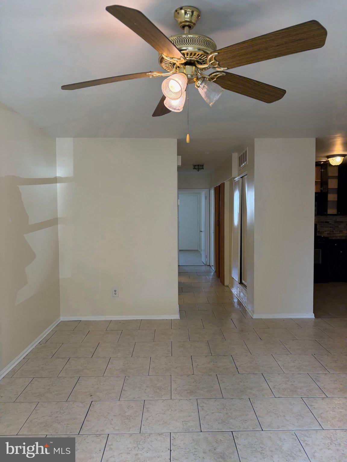 2823 NORCROSS LANE