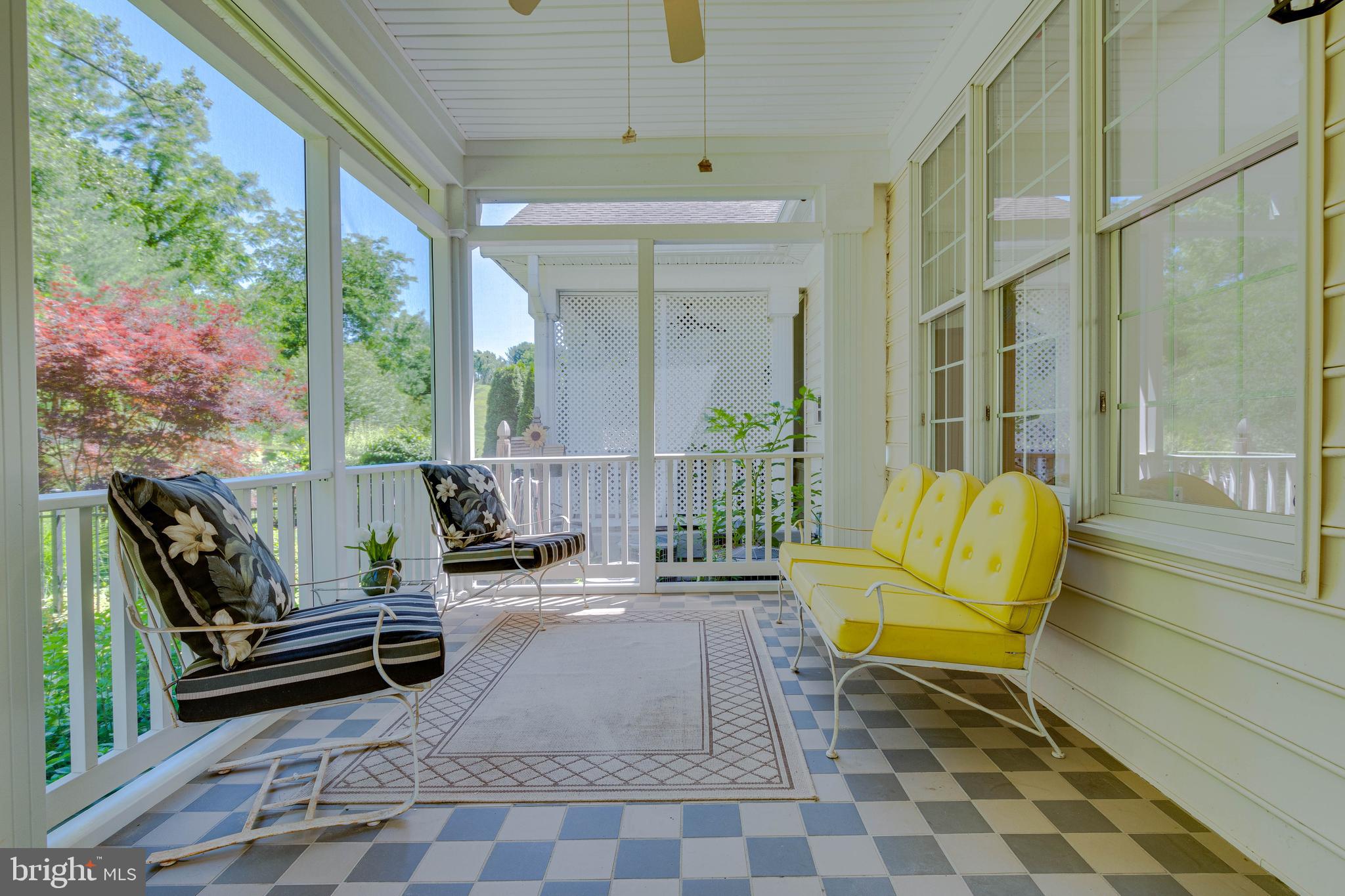 TOLLGATE VILLAGE - Residential