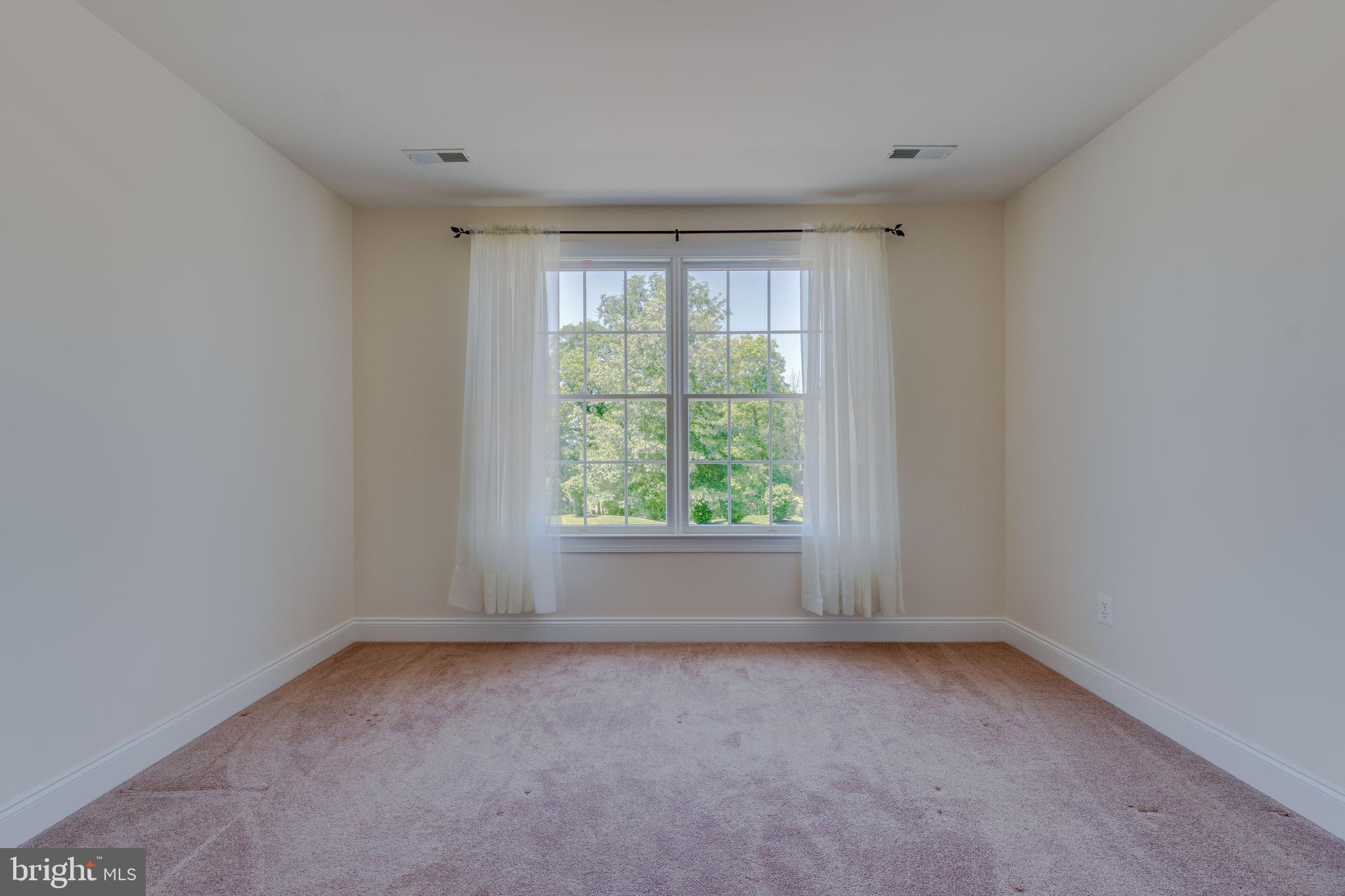 TOLLGATE VILLAGE - Residential