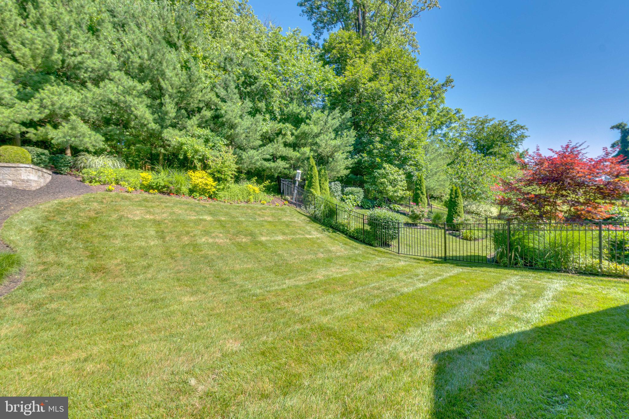 TOLLGATE VILLAGE - Residential