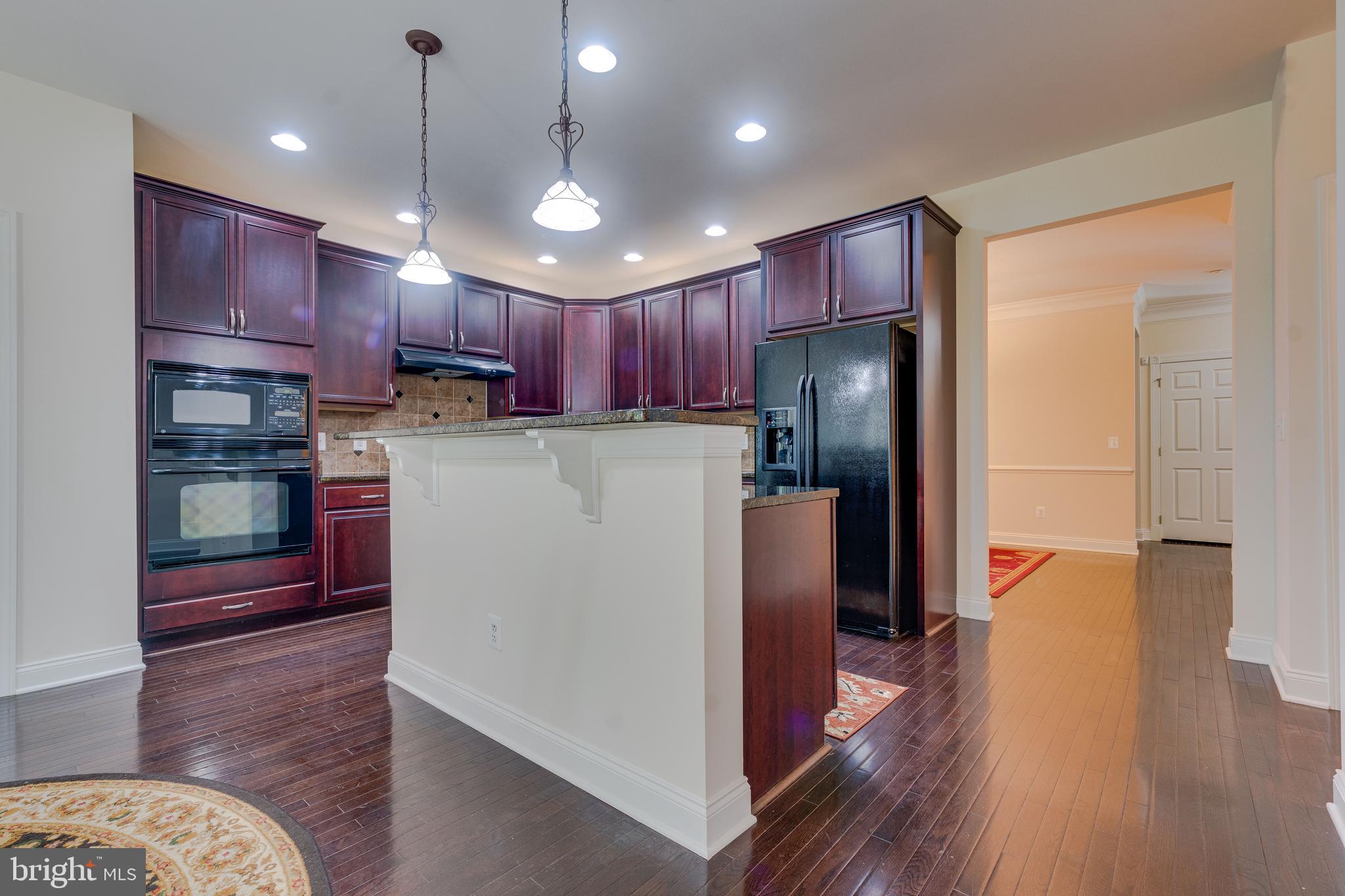 TOLLGATE VILLAGE - Residential