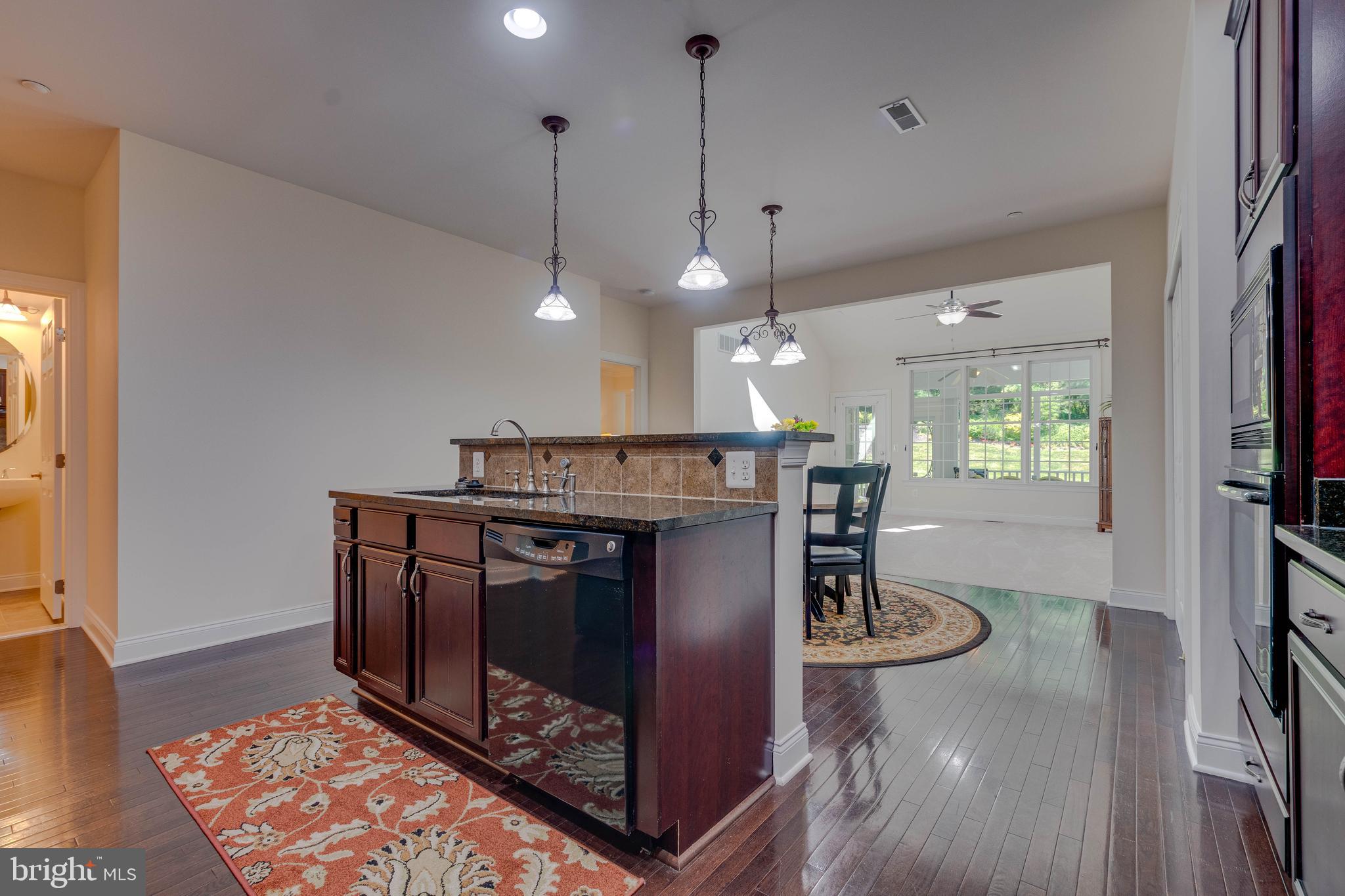 TOLLGATE VILLAGE - Residential