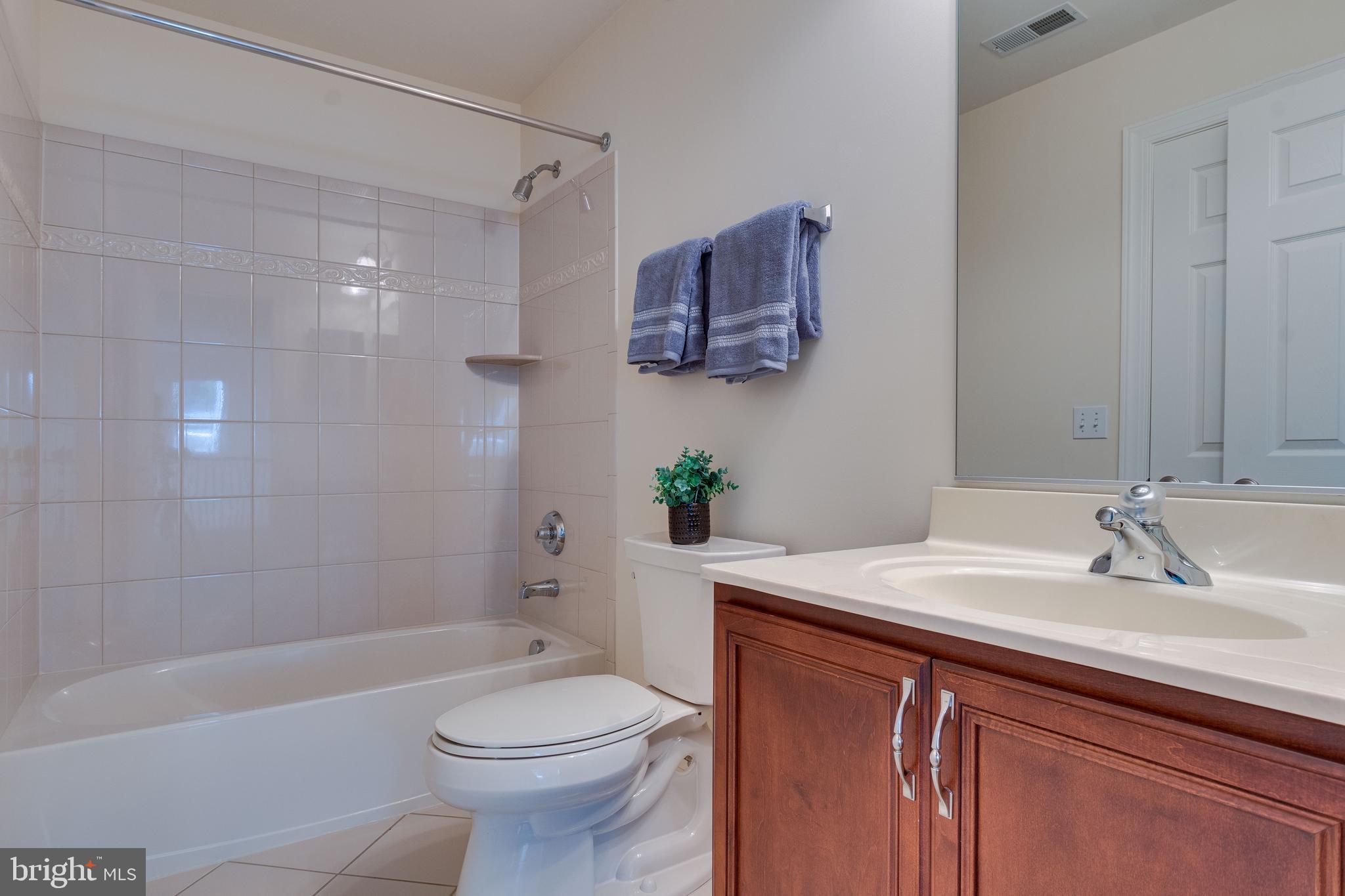 TOLLGATE VILLAGE - Residential