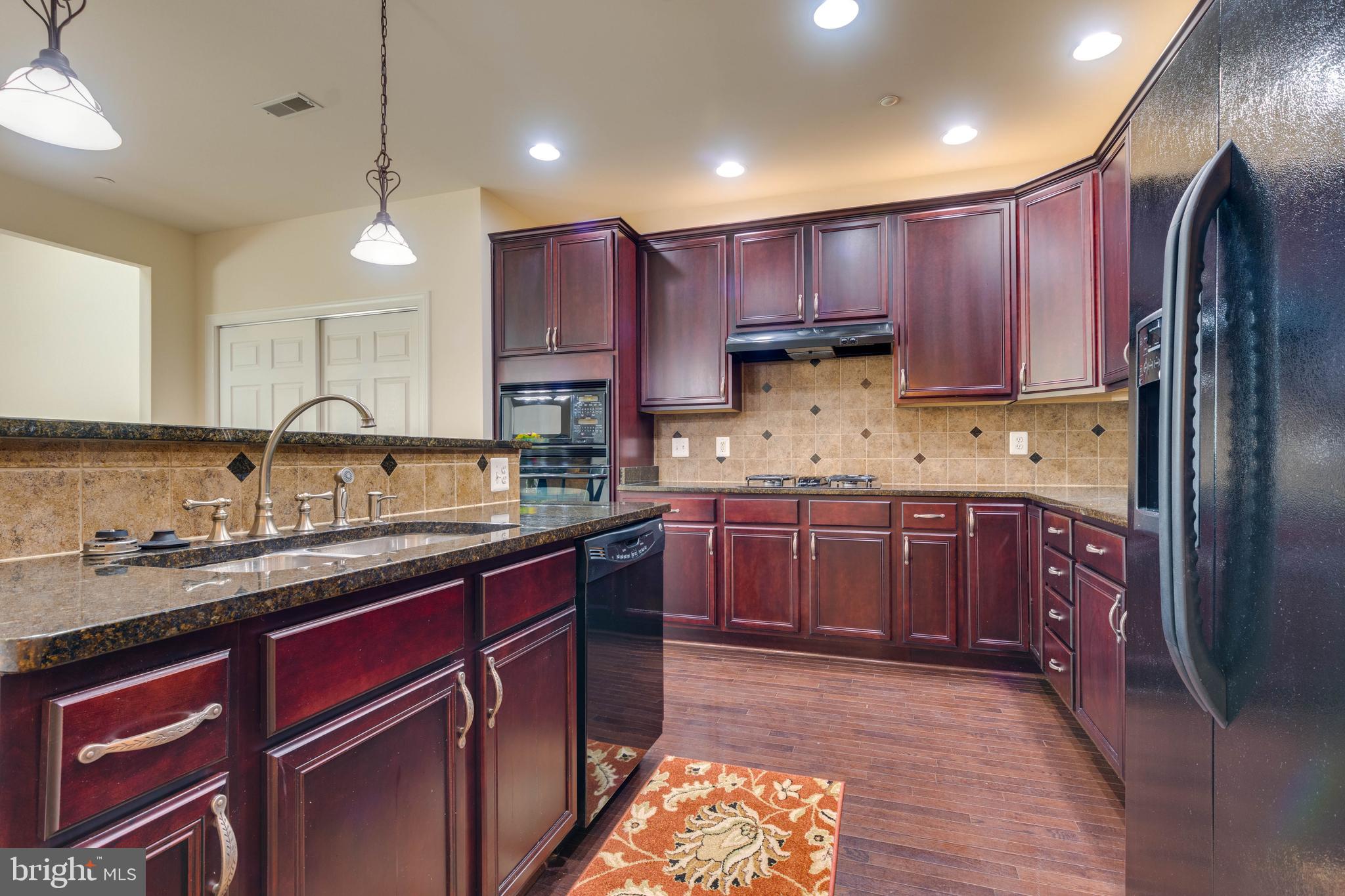 TOLLGATE VILLAGE - Residential