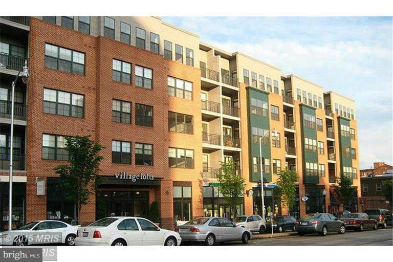 INVESTORS, UNIT HAS LEASE UNTIL 5/31/2020. CONDO FEES WERE JUST ACCESSED FOR THIS YEAR AND THEY WENT DOWN THEY ARE NOW $396.62. Unit is on the 1st floor right off the elevator for your convenience. The unit was freshly painted in August 2018. New Blind , New smoke & carbon monoxide detectors. Master Bedroom has walkin closet, large master bath w/large walkin shower. 2nd Bedroom has a large Balcony. Living room, Dining room & Kitchen are open for open concept living. There is a 2nd Balcony off the Dining Area. the Balcony's are not overlooking the main street. There is Hardwood in the halls, living room, dining . Carpet in the bedrooms. Ceramic tile in the baths & kitchen. The main bath has a tub/shower combo. Stack washer & dryer in the unit. kitchen has 42" cabinets, granite counters, gas stove, SS Appliances. Call Listing Agent For All Showings . We need to give the Tenants 24 HRS Notice.