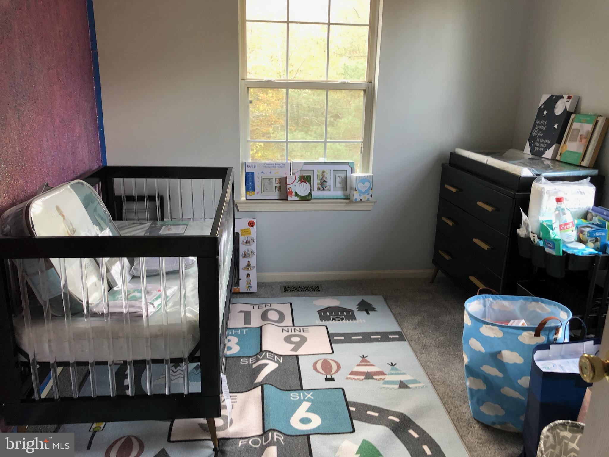 SOUTH HAMPTON - Residential