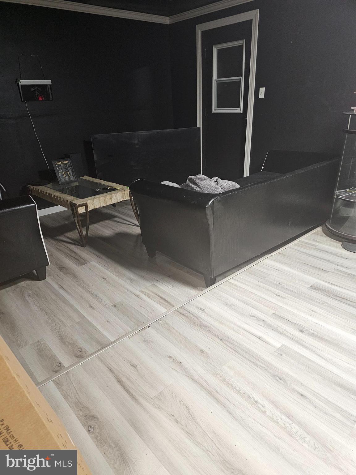 SOUTH HAMPTON - Residential