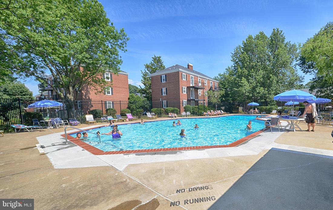 FAIRLINGTON VILLAGES - Residential Lease