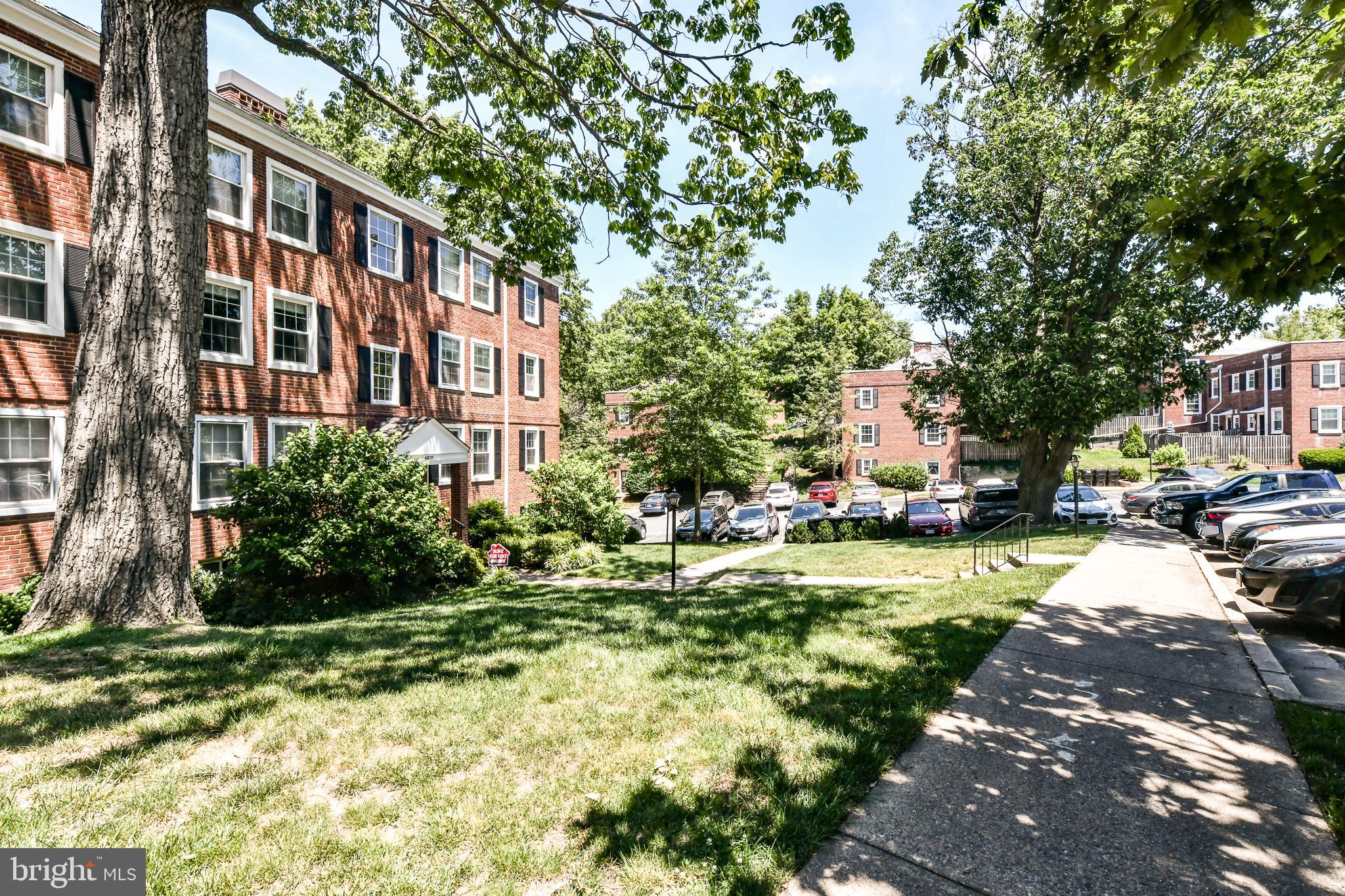 FAIRLINGTON VILLAGES - Residential Lease