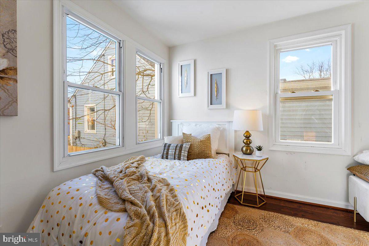 MOUNT RAINIER - Residential