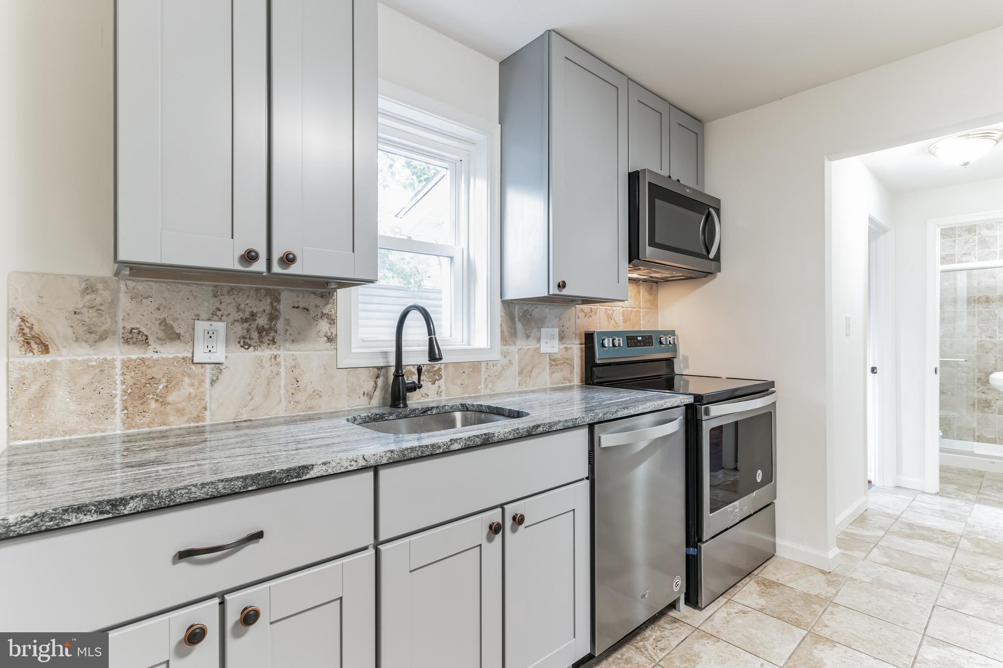 MOUNT RAINIER - Residential