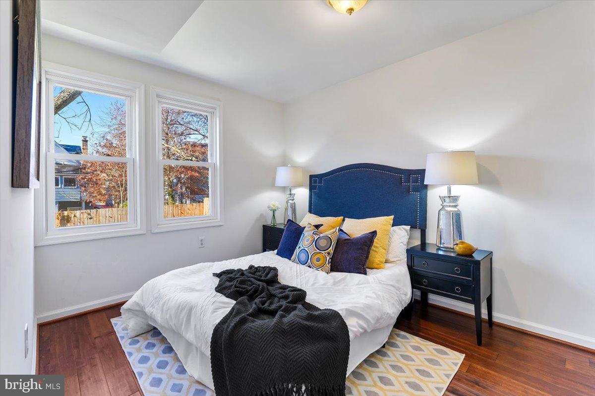 MOUNT RAINIER - Residential