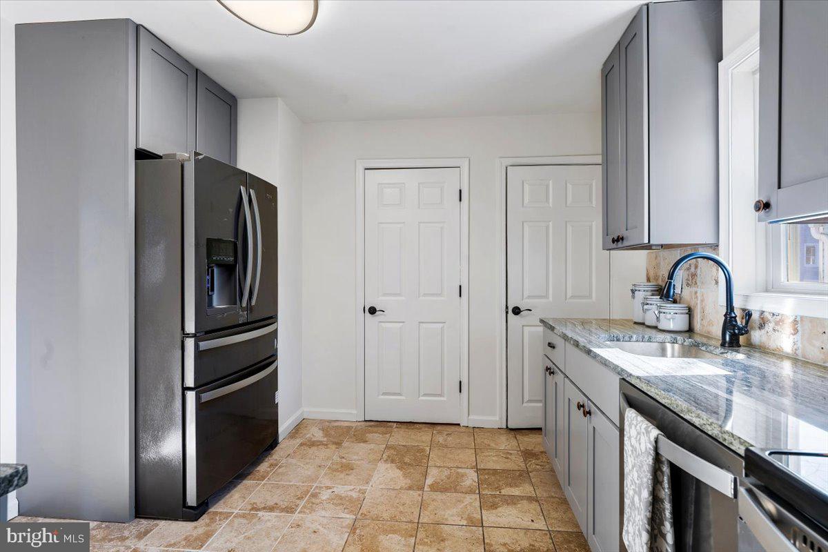 MOUNT RAINIER - Residential