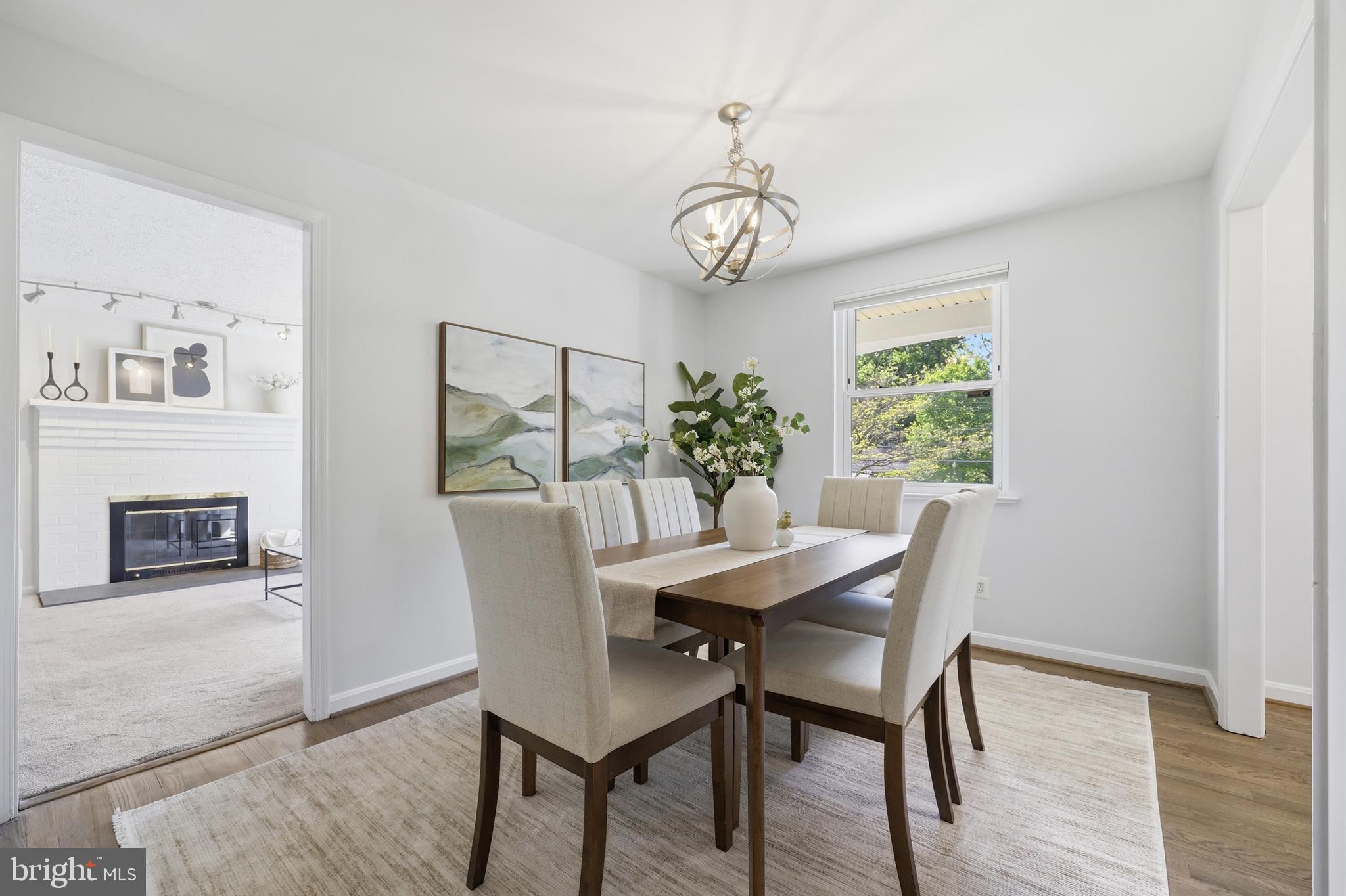 KENSINGTON HEIGHTS - Residential