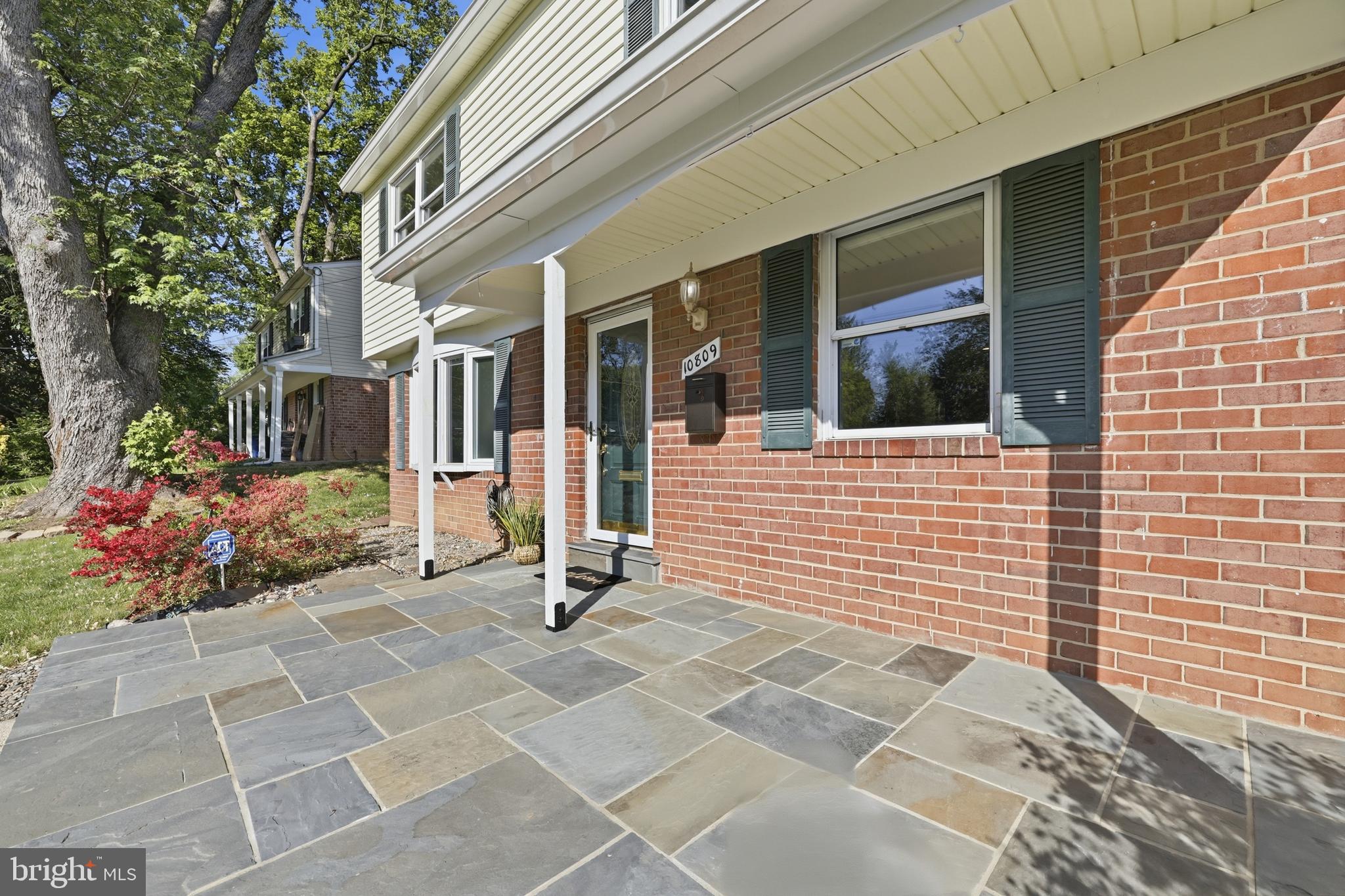 KENSINGTON HEIGHTS - Residential