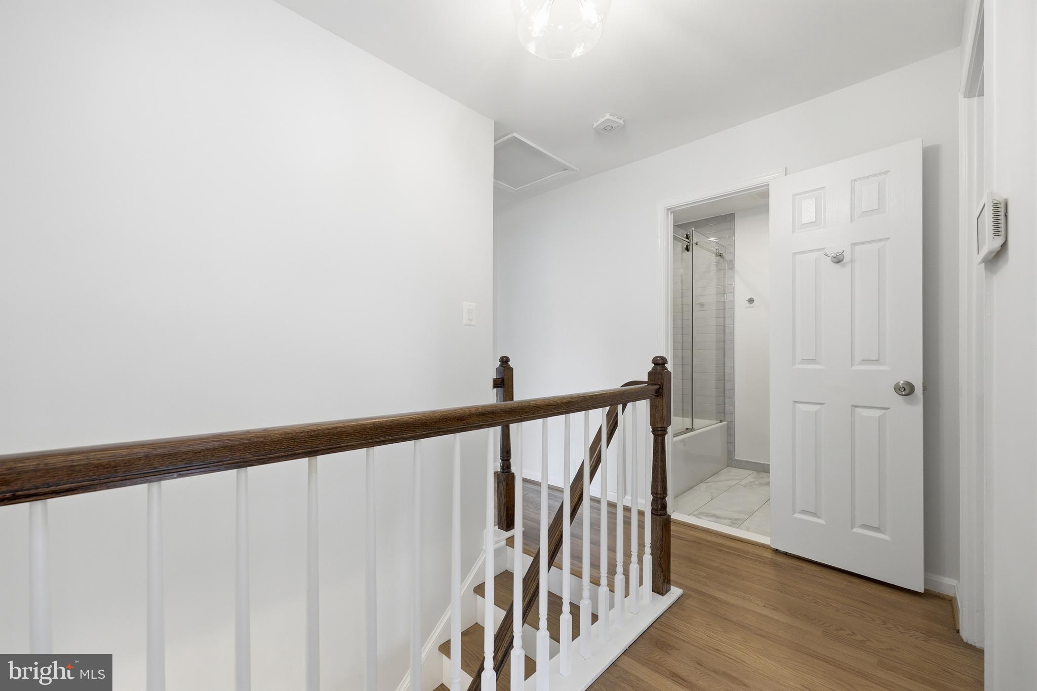 KENSINGTON HEIGHTS - Residential