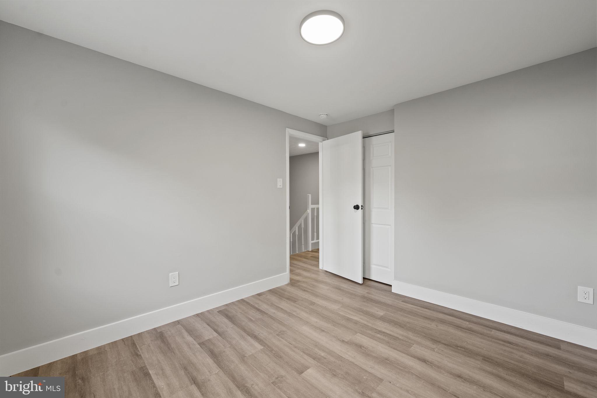 NEWINGTON FOREST - Residential