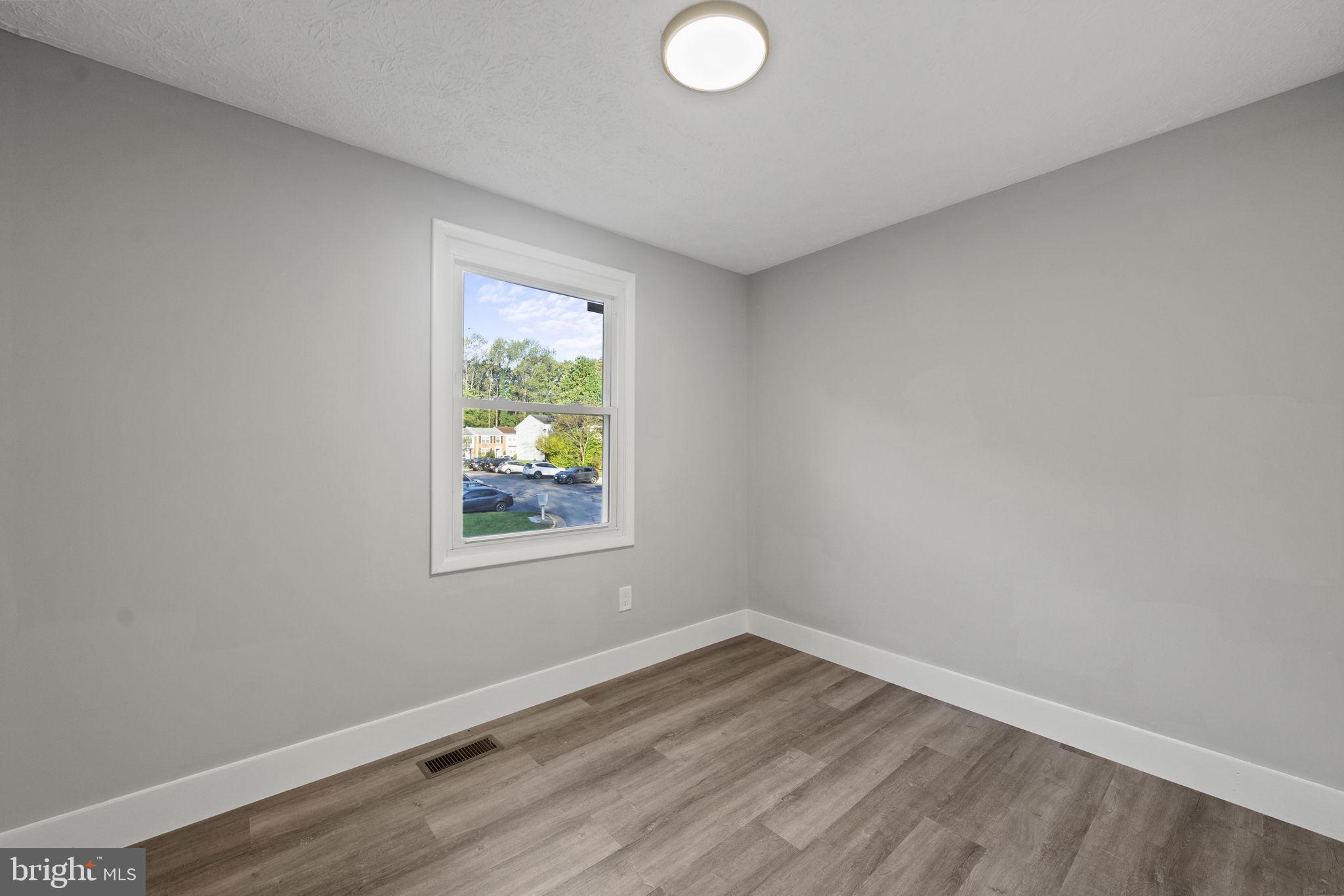 NEWINGTON FOREST - Residential