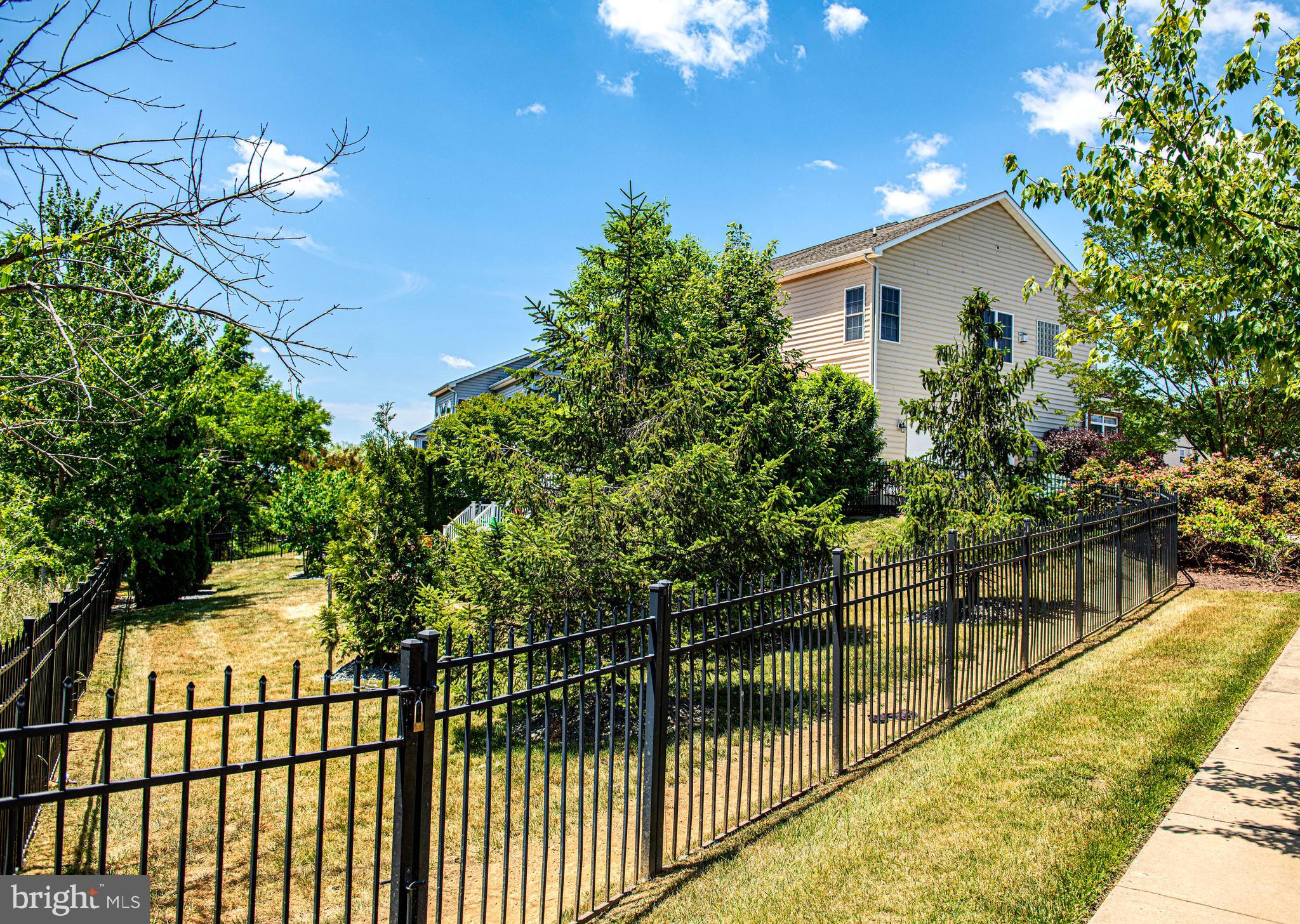 MOORES MEADOWS - Residential