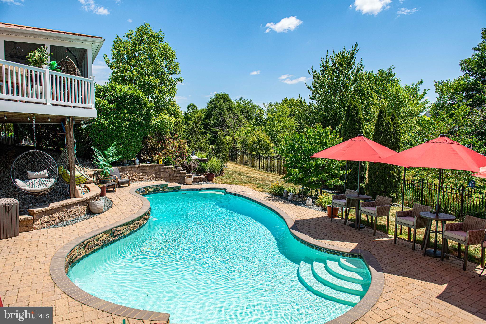 MOORES MEADOWS - Residential