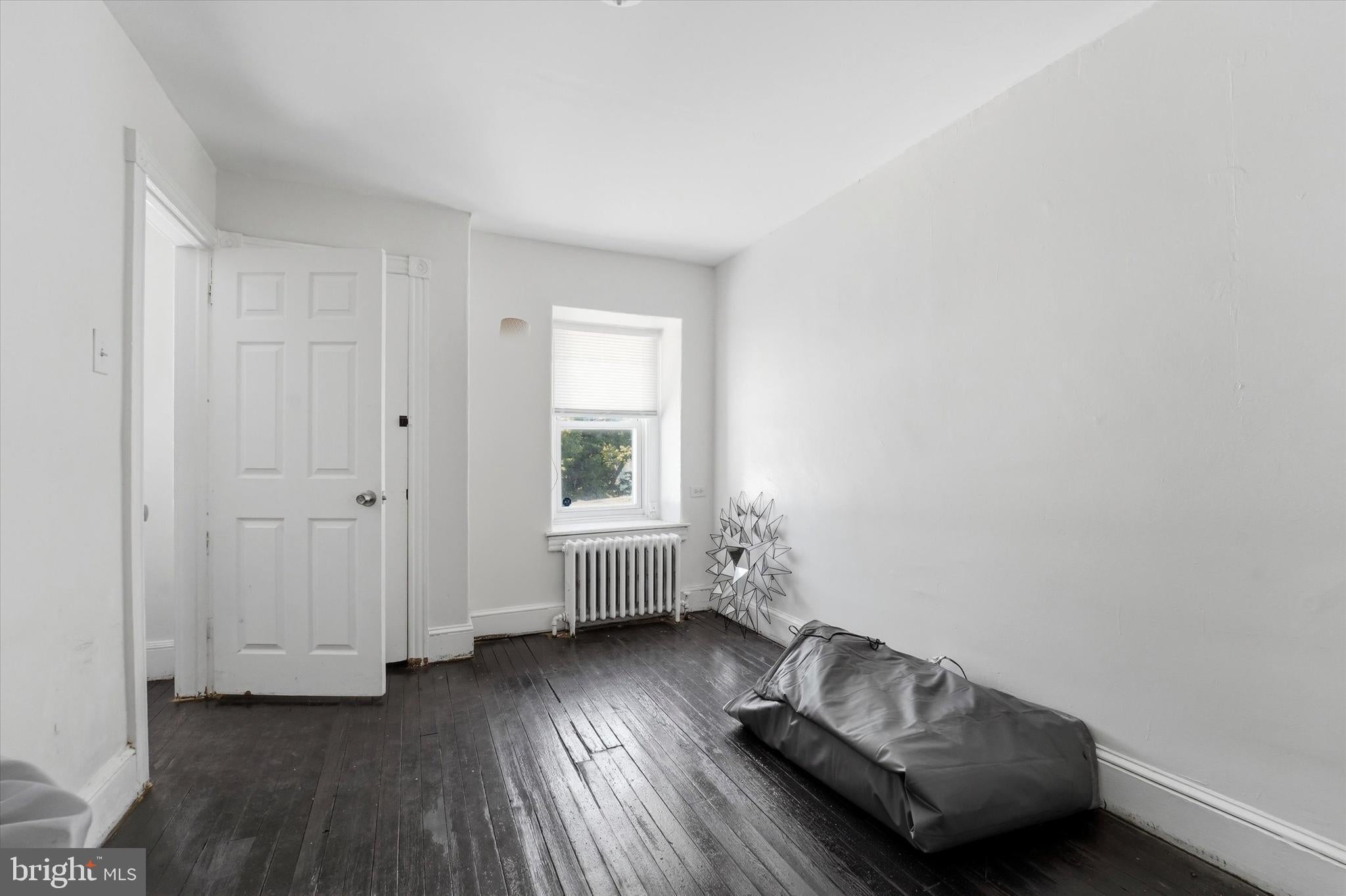 31 W ROCKLAND STREET