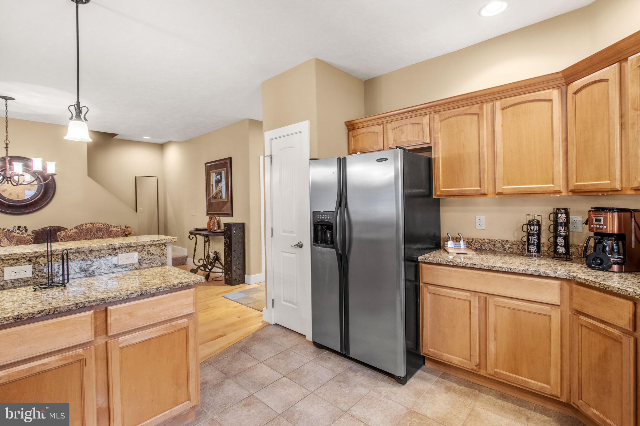 NORTHLAKE VILLAGE TOWNHOMES - Residential Lease