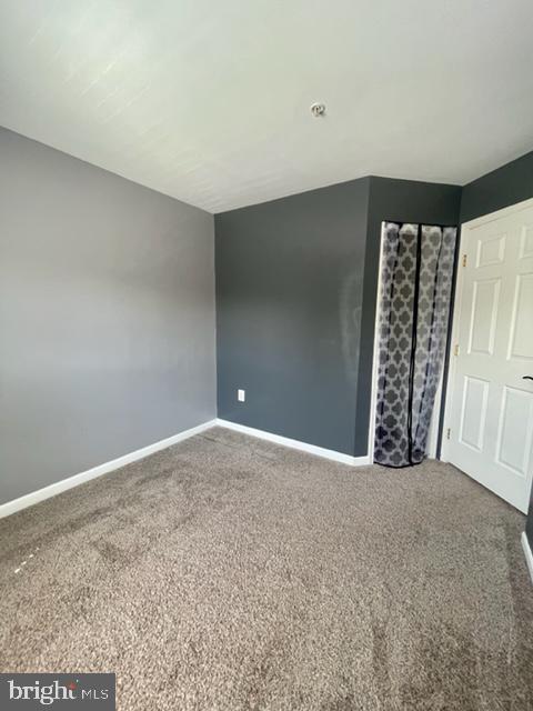 VILLAGES OF URBANA - Residential Lease