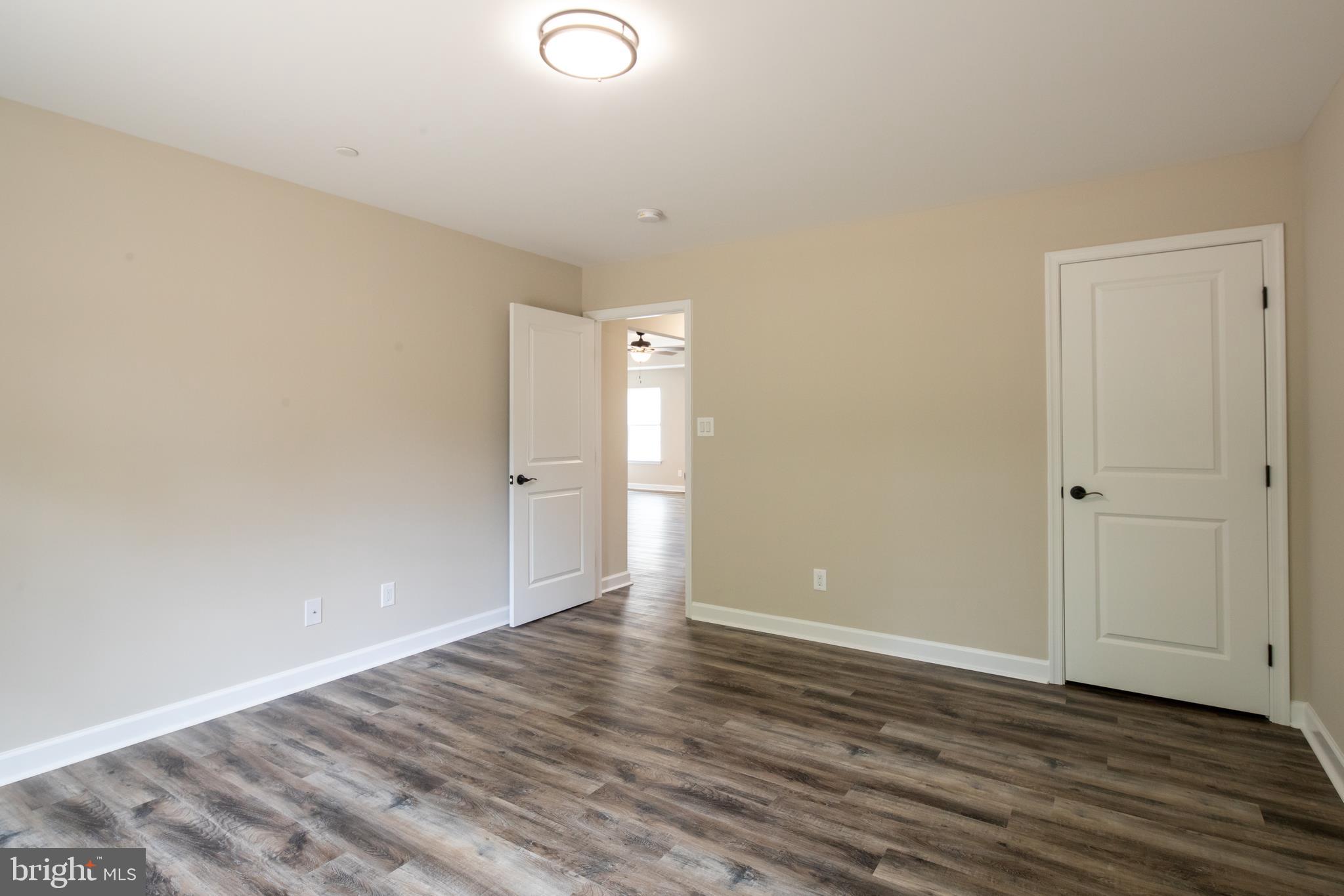 GREENBRIER - Residential