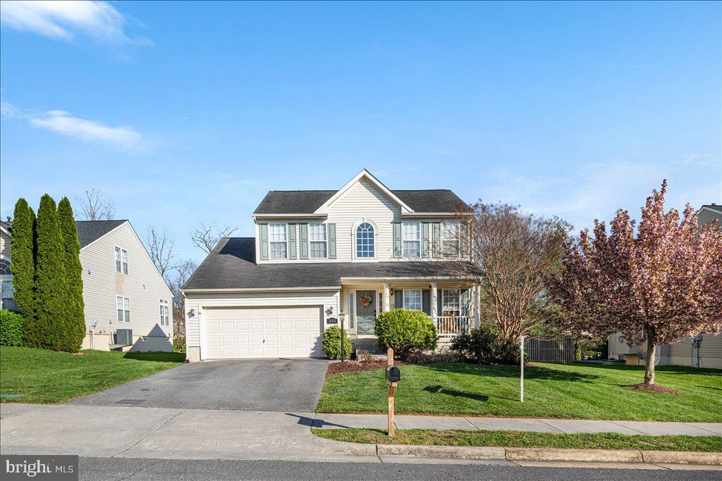 Photo of 222 Stephens Run Street, STEPHENS CITY, VA 22655 (MLS # VAFV2040280)