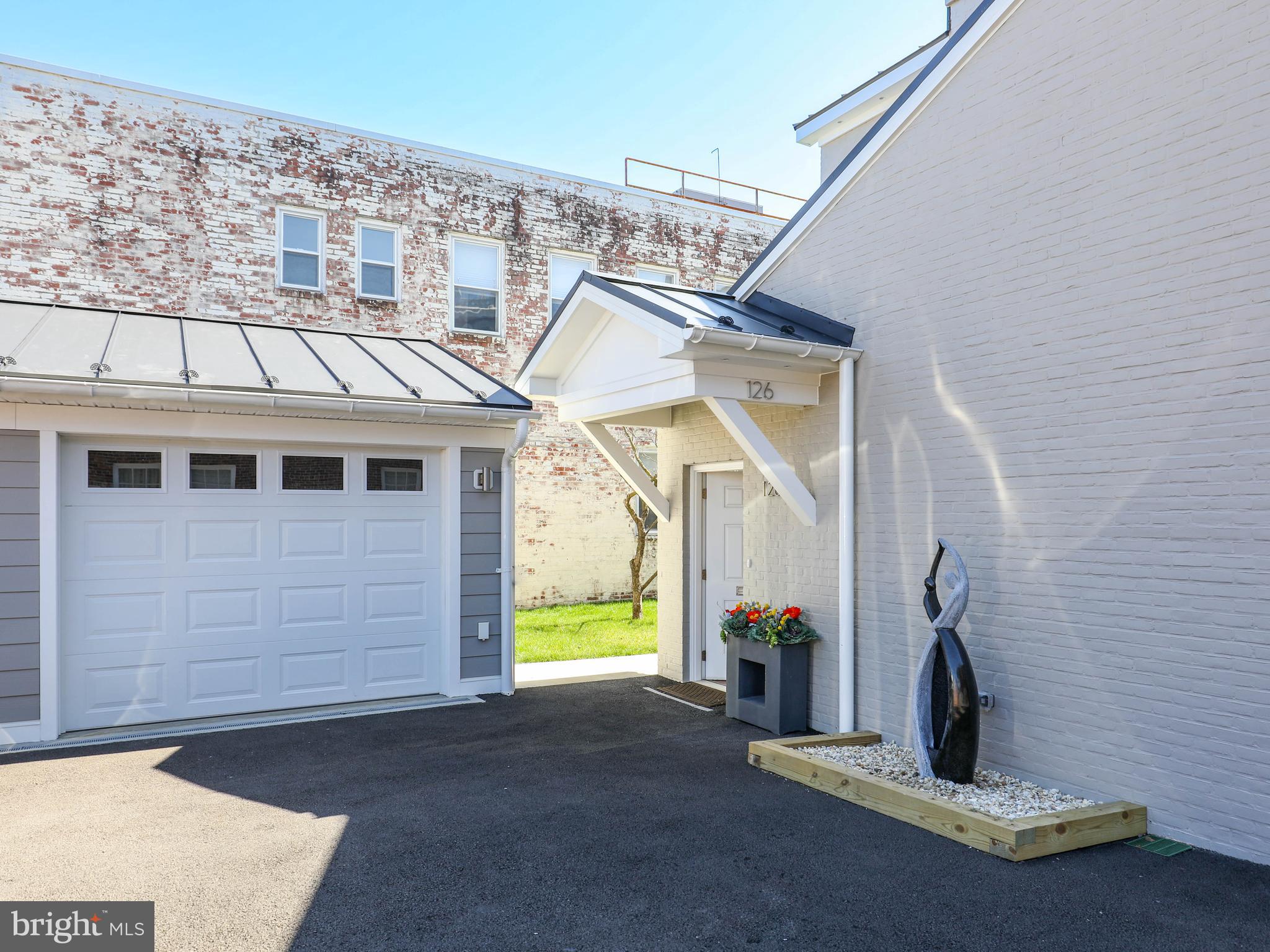 WINCHESTER CITY - Residential