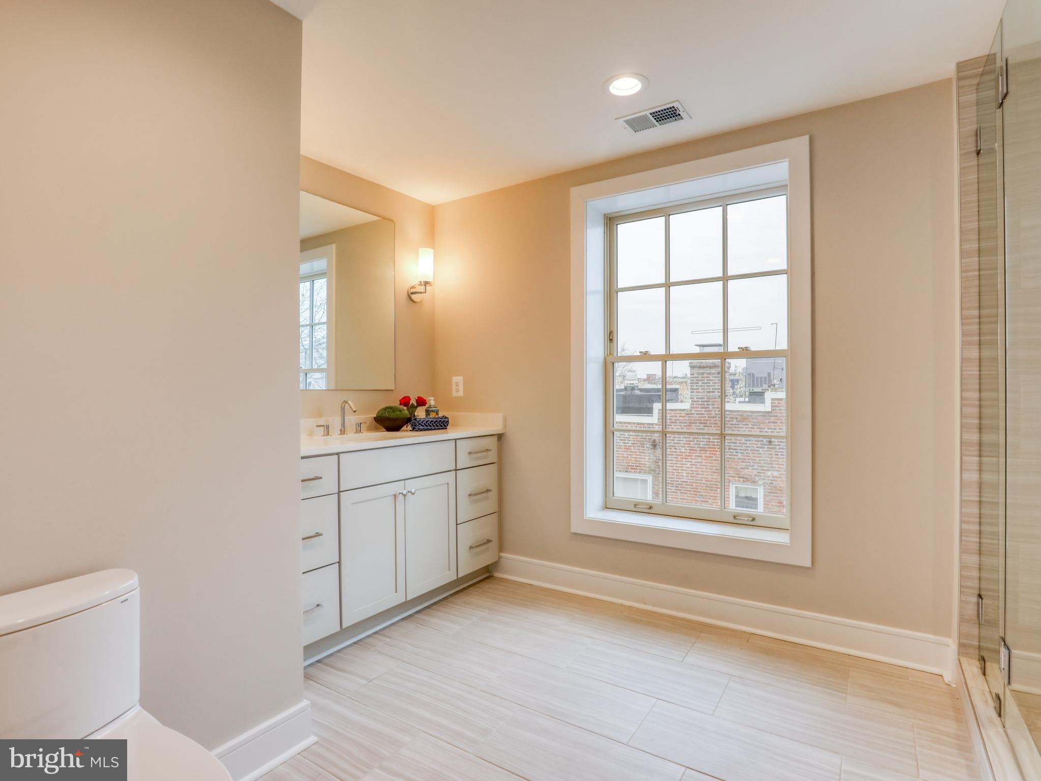 WINCHESTER CITY - Residential