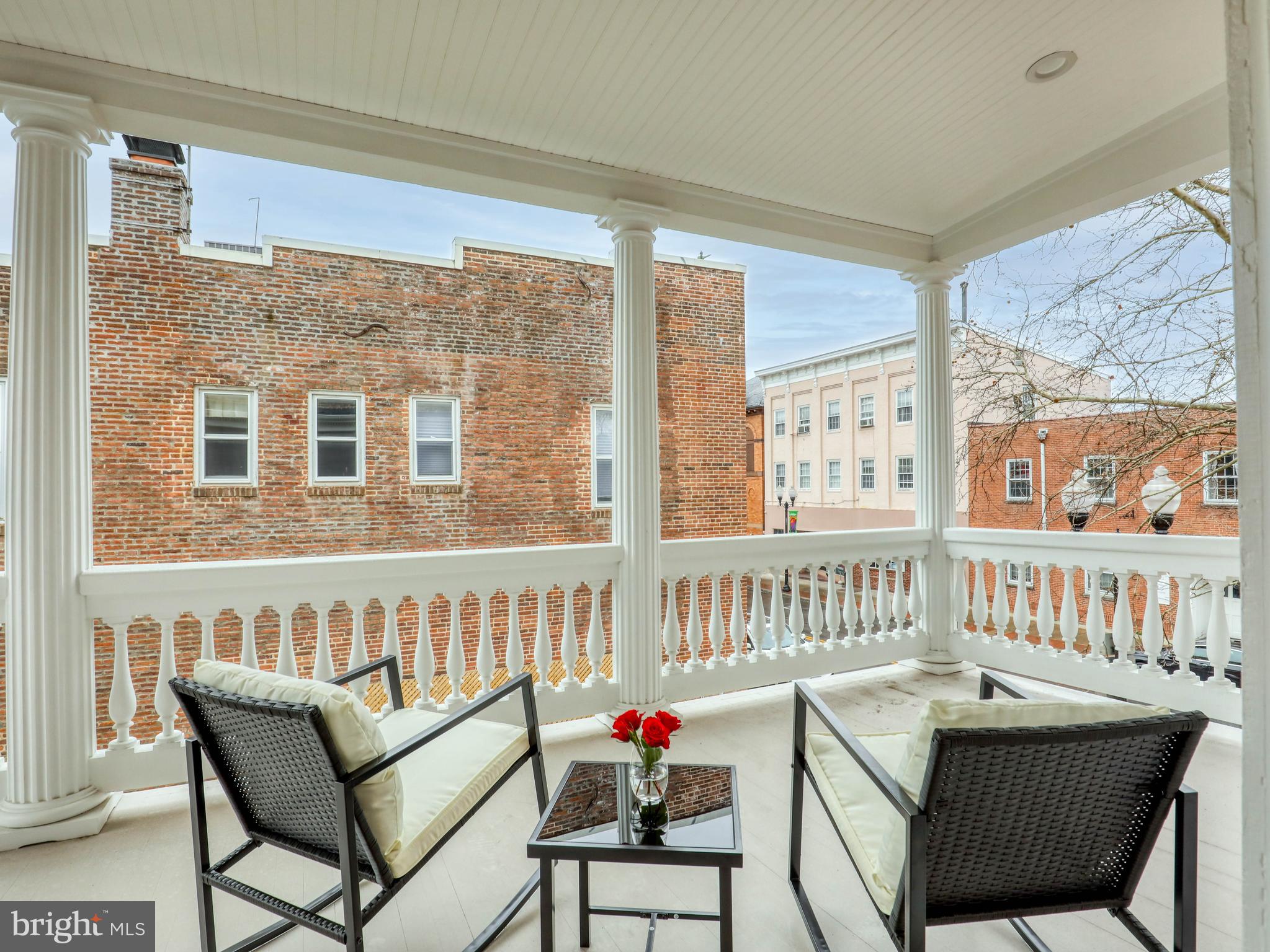 WINCHESTER CITY - Residential