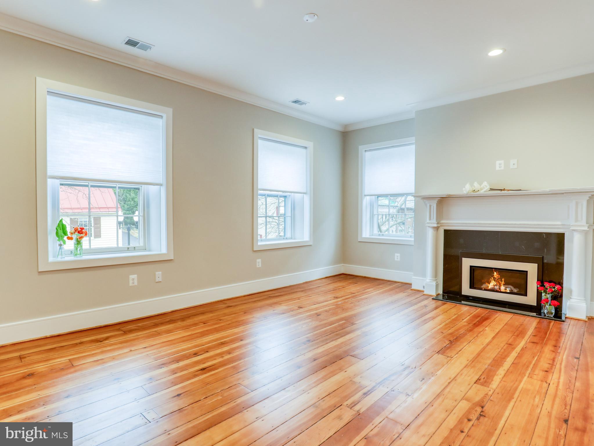 WINCHESTER CITY - Residential