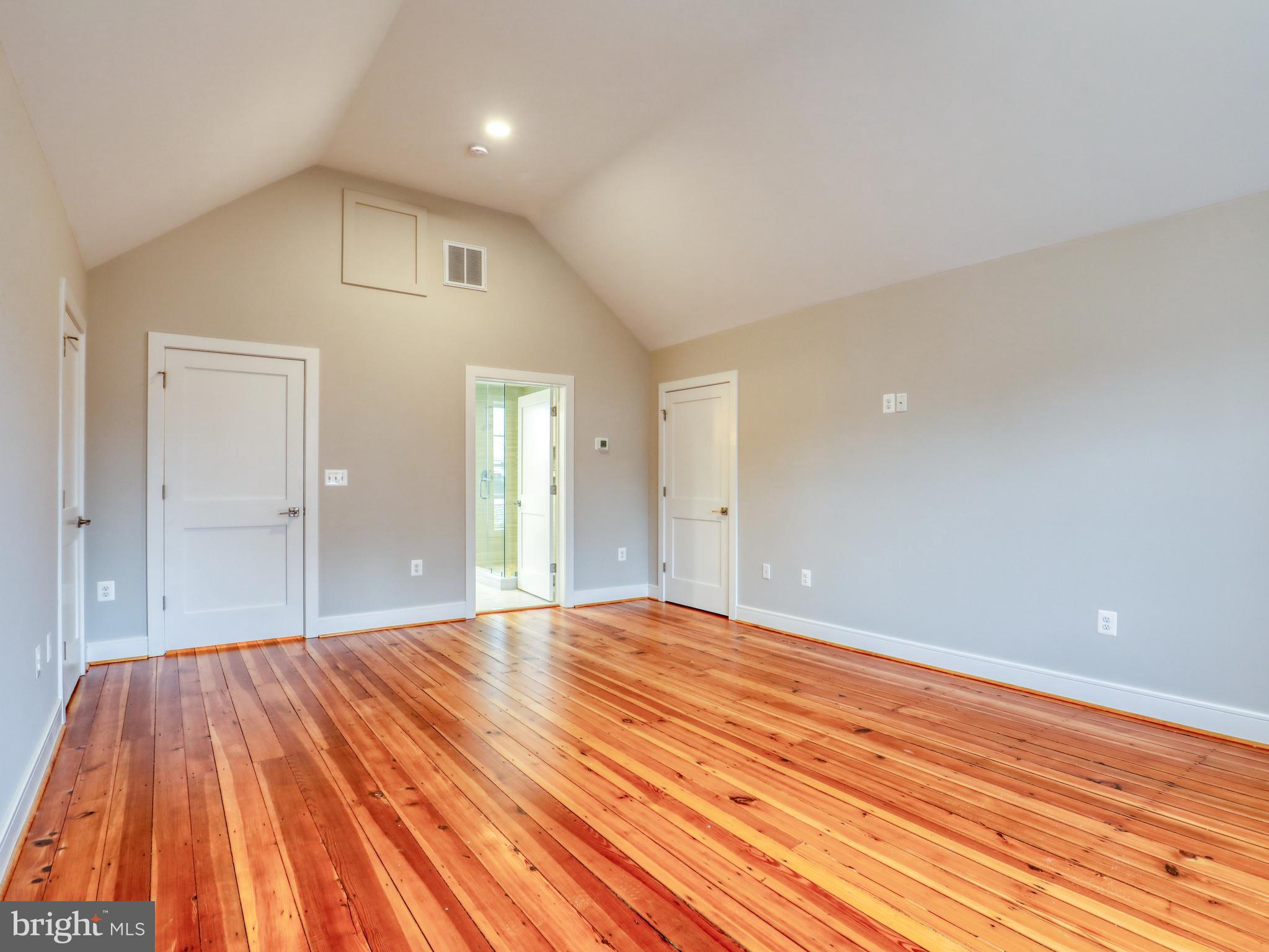 WINCHESTER CITY - Residential