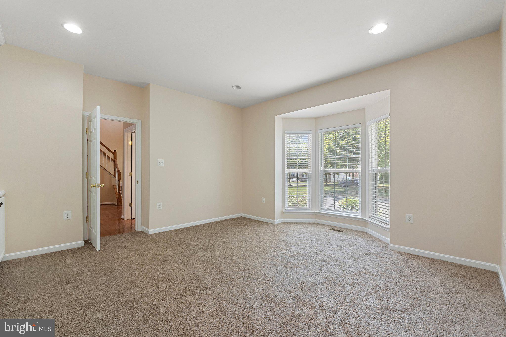 HUNTFIELD - Residential